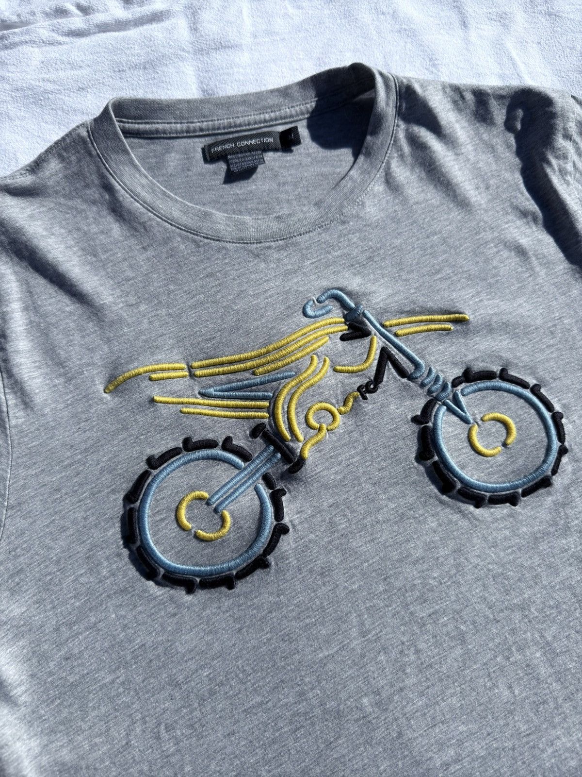 Designer × French Connection French Connection Moto Bike 3D Embroider Stitch Tee Size US L / EU 52-54 / 3 - 1 Thumbnail