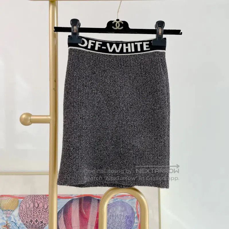 Off-White Off-White Gray Knit Bodycon Skirt M . Size 28" / US 6 / IT 42 - 1 Thumbnail