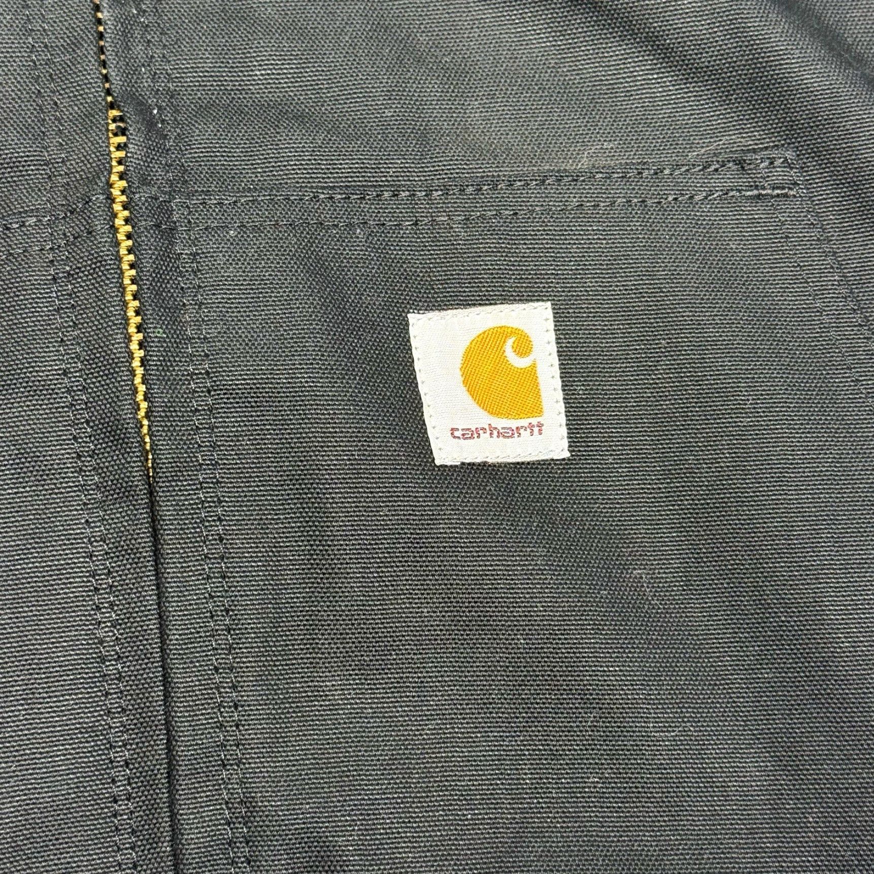 Carhartt VINTAGE Carhartt Hooded Active J Jacket Black Duck Cotton Mens Large Regular Hooded 90s USA Outdoor Workwear Jacket Size US L / EU 52-54 / 3 - 4 Thumbnail
