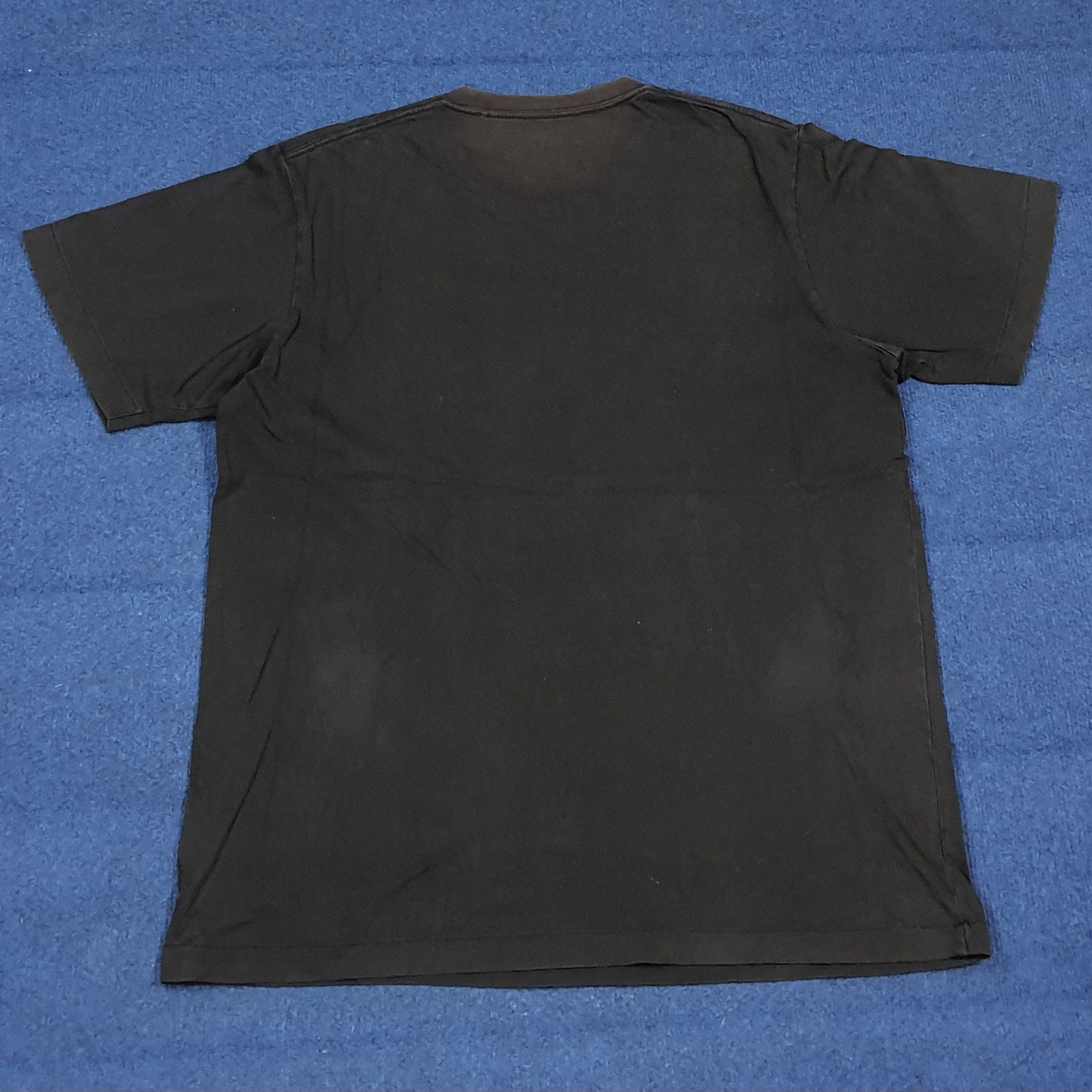 Kaws × Uniqlo Vintage UT x KAWS Big Printed Tshirt C294N40 Size US L / EU 52-54 / 3 - 3 Thumbnail