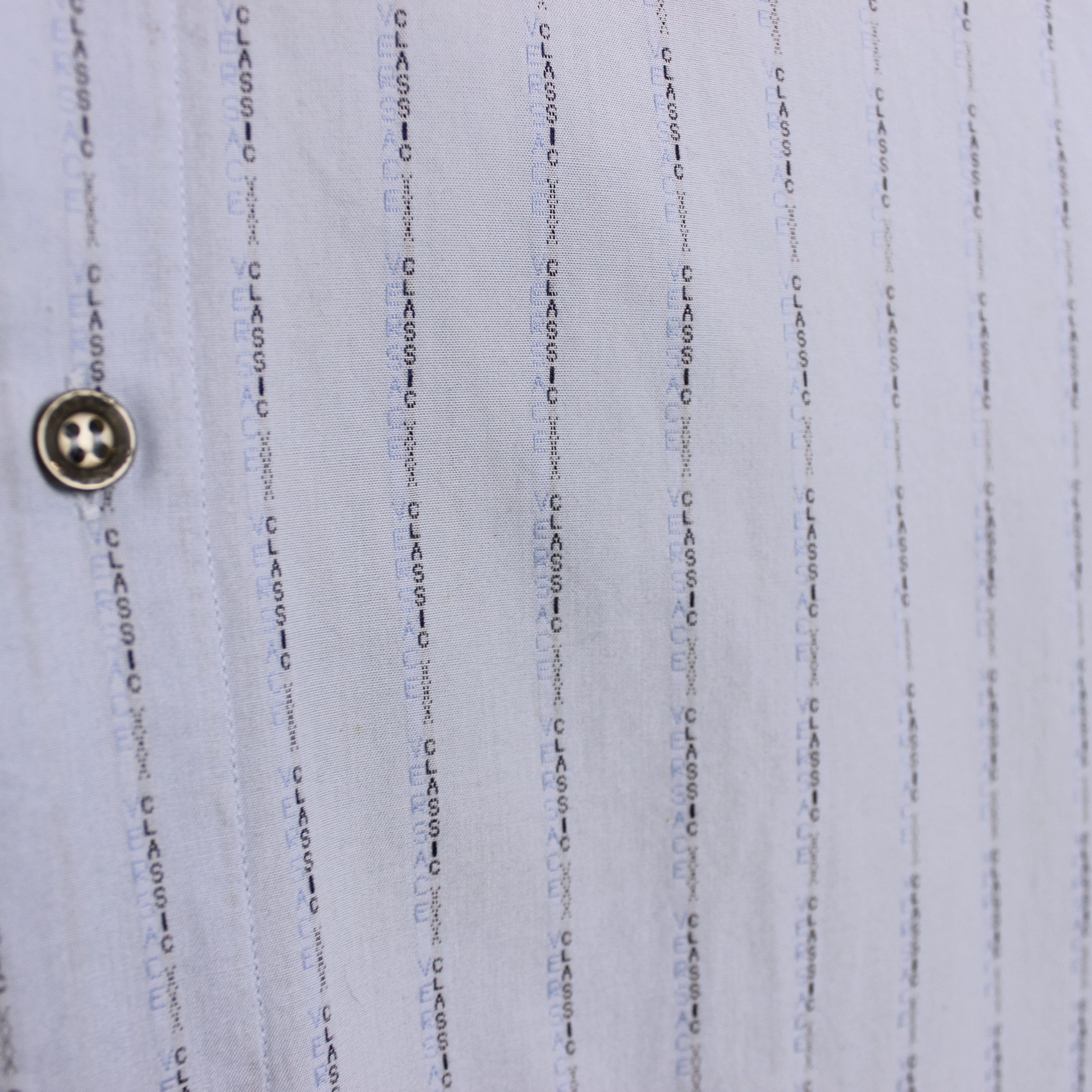 Versace Versace monogram button ups shirt rare 15 / 38 M L Size US L / EU 52-54 / 3 - 7 Thumbnail