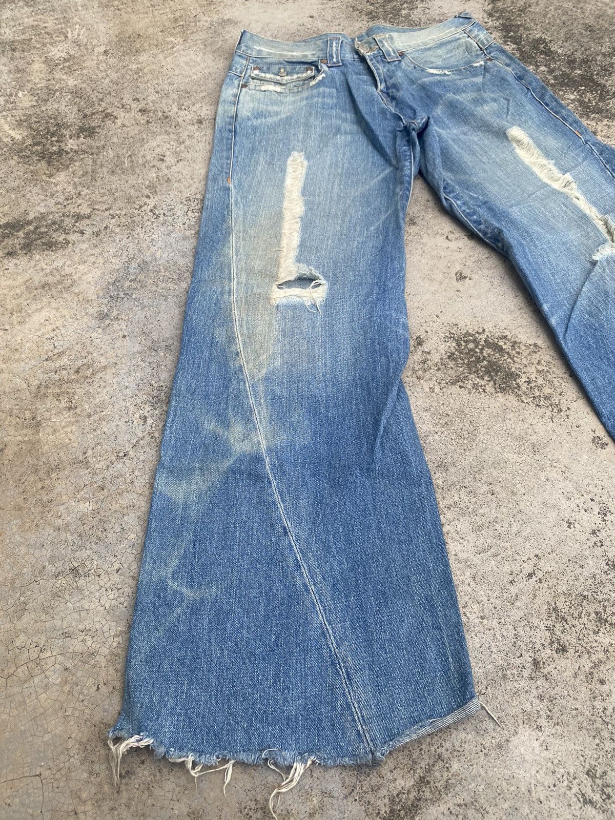 If Six Was Nine × True Religion Flare Jeans True Religion Distressed Bootcut Size US 31 - 1 Thumbnail