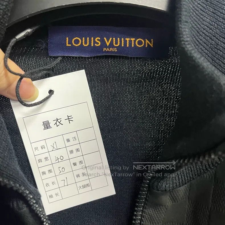 Louis Vuitton Louis Vuitton Black Solid Classic Checker Knit Zip Long Sl Size US XL / EU 56 / 4 - 2 Thumbnail
