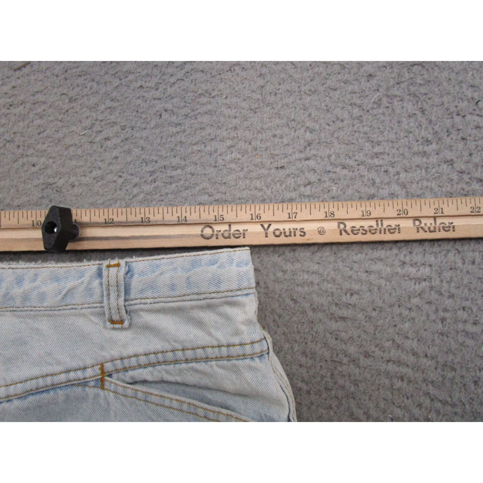 Vintage VINTAGE Girbaud 90s Light Wash High Rise Mom Jeans Size 32 Blue Denim 5-Pocket Womens Jeans Size 24" / US 00 / IT 34 - 7 Thumbnail