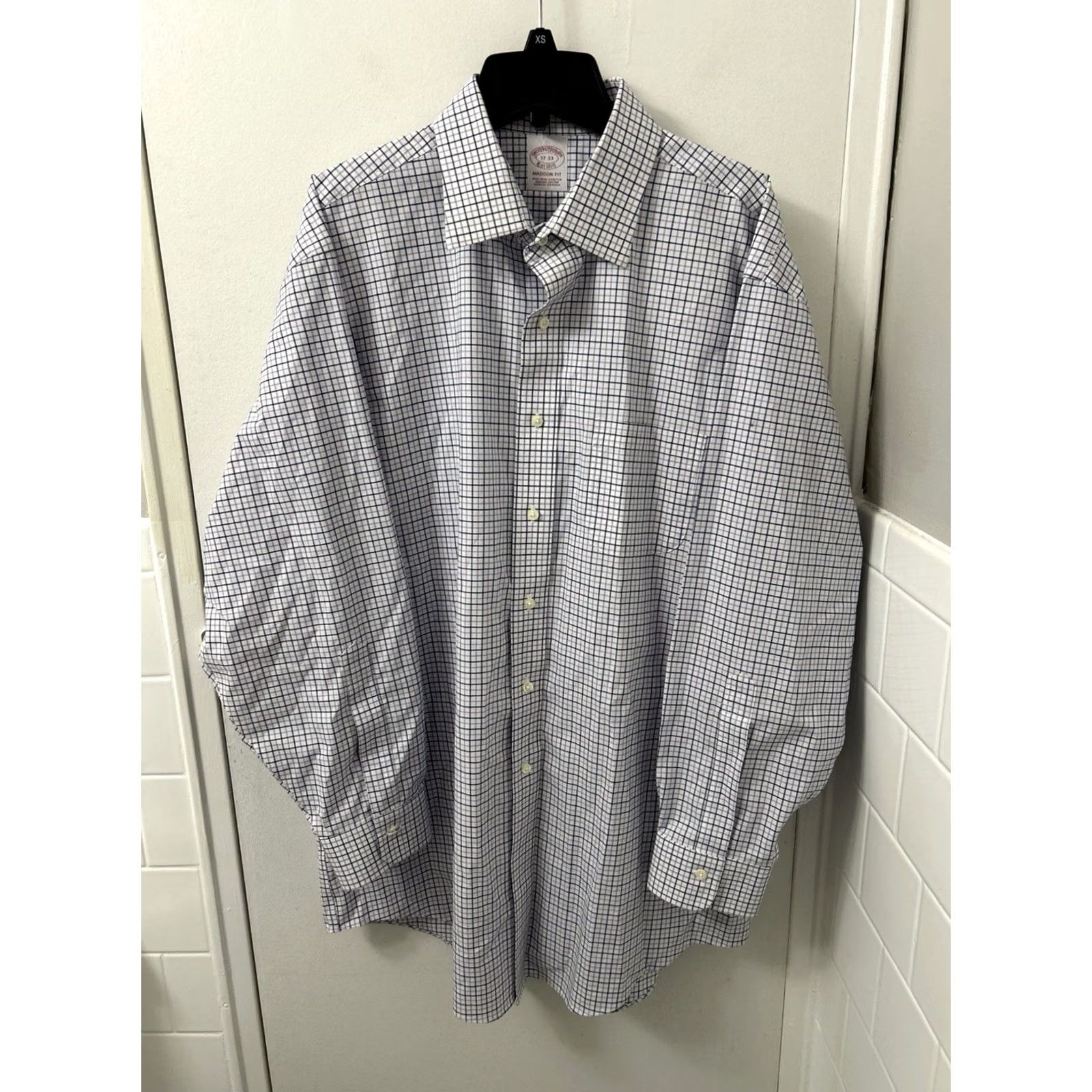 Brooks Brothers Brooks Brothers Shirt Men 17 White Purple Oxford Madison Supima Button Up Dress Shirt Check Navy Purple Madison Size US XL / EU 56 / 4 - 2 Thumbnail