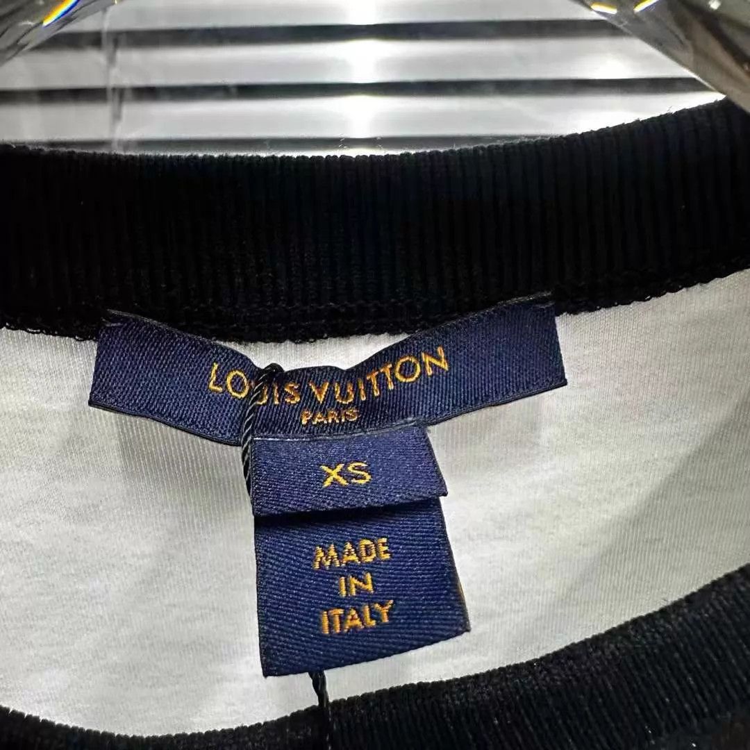 Louis Vuitton LV 99 New AOP Short Sleeve Tee XS Size XS / US 0-2 / IT 36-38 - 2 Thumbnail