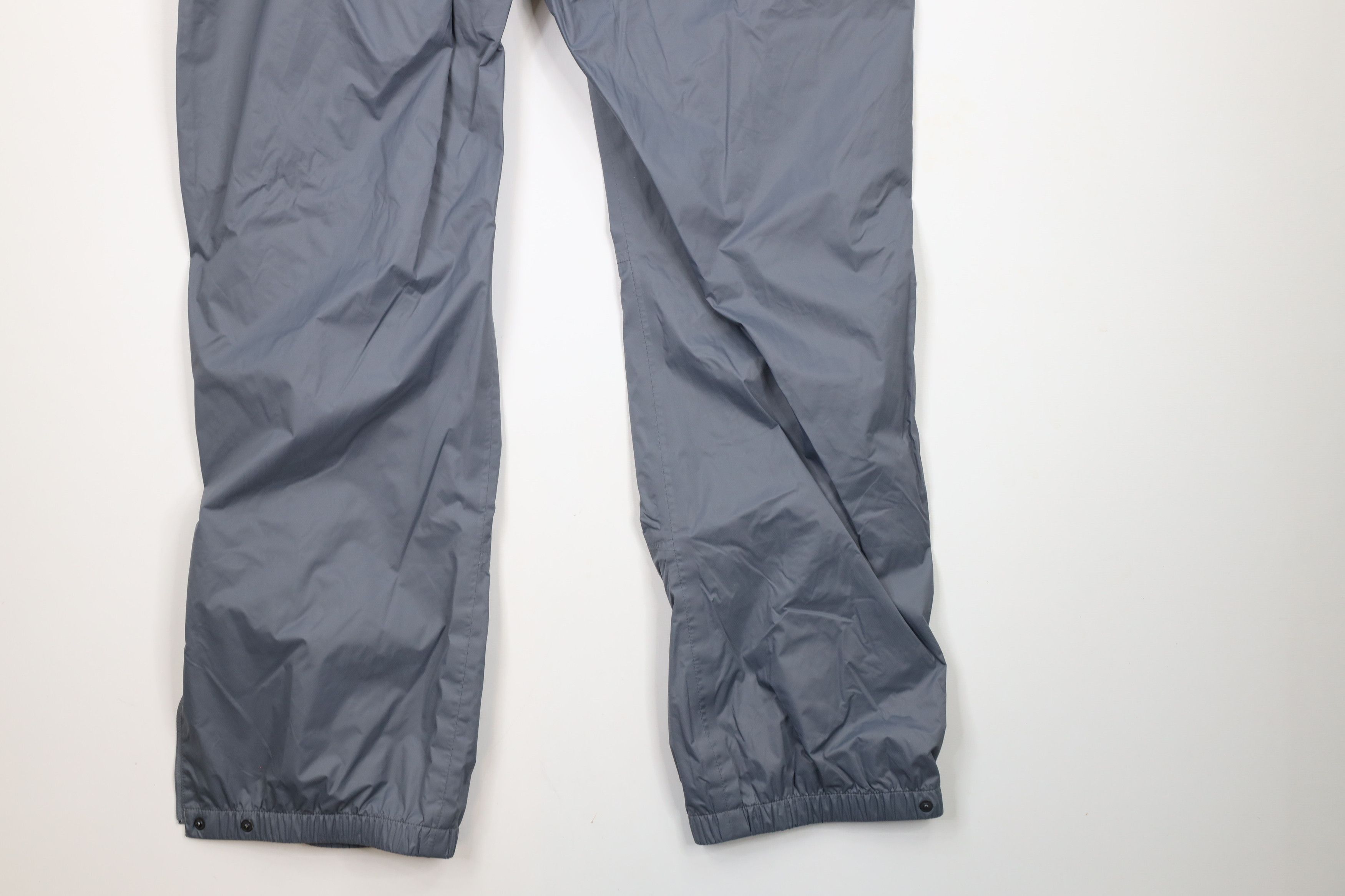Cabelas × Vintage Vintage Cabelas Waterproof Outdoor Hiking Rain Pants Gray Size US 36 / EU 52 - 11 Thumbnail