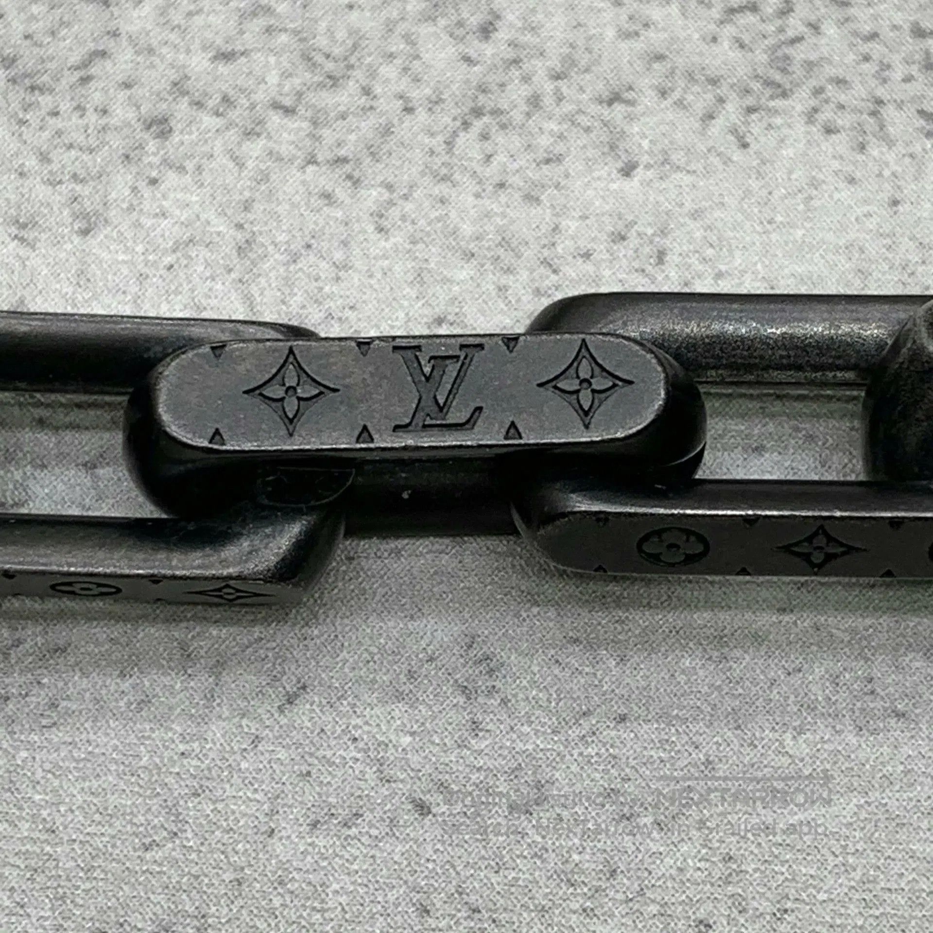 Louis Vuitton lv black and silver chain necklace. Size ONE SIZE - 7 Thumbnail