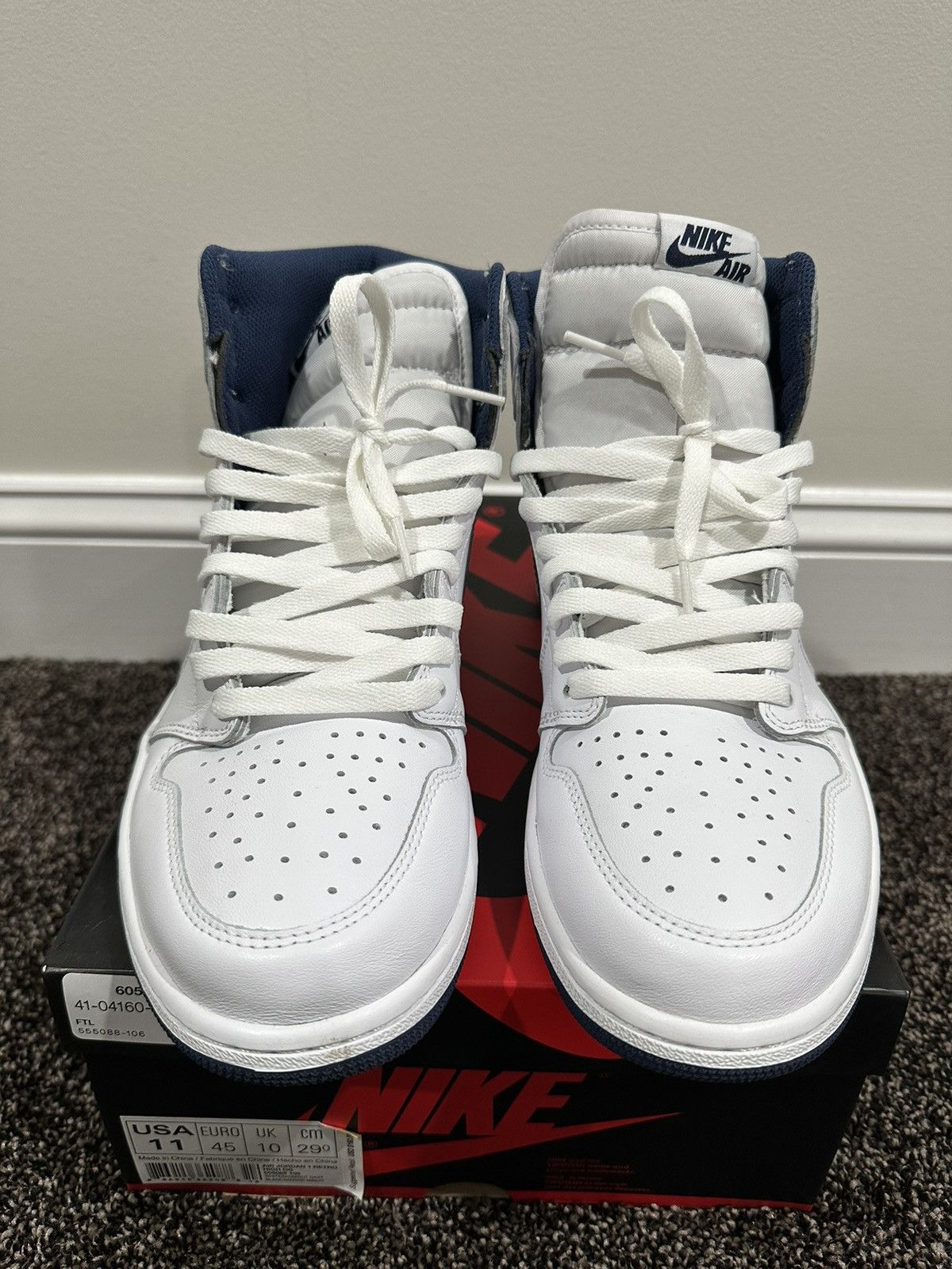 Jordan Brand × Nike Air Jordan Retro 1 High OG Metallic Navy White Sneakers Size US 11 / EU 44 - 5 Thumbnail