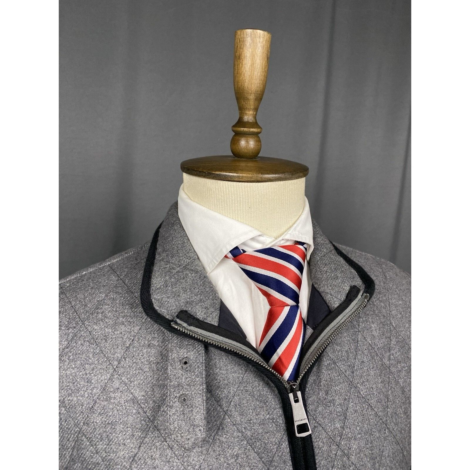 Burberry Burberry Nova Check Lining Men's Gray Quilted Jacket Size L Size US L / EU 52-54 / 3 - 7 Thumbnail