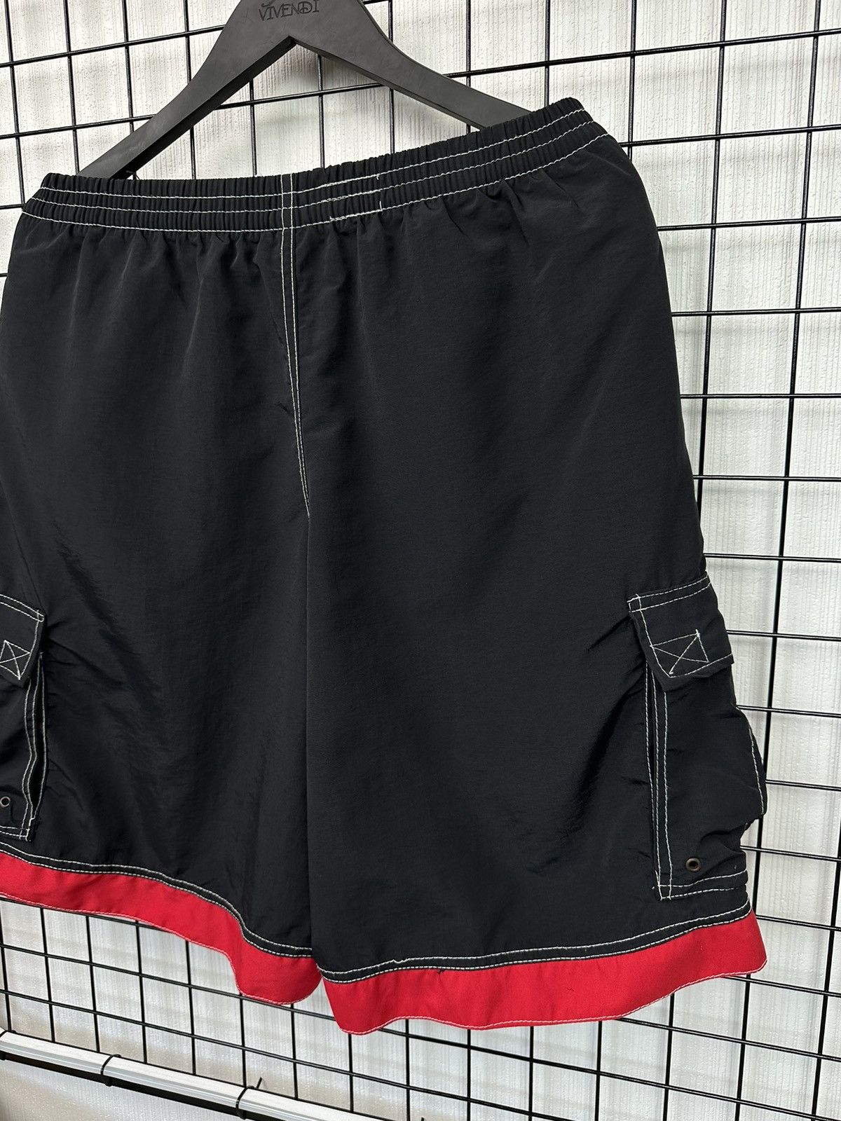Diesel × Vintage Vintage Diesel Y2K cargo shorts Men L XL Black Size US 36 / EU 52 - 14 Thumbnail