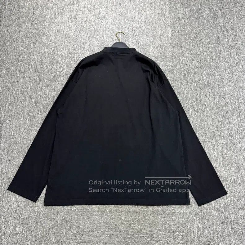 Balenciaga Balenciaga Distressed letter print long-sleeve Size US M / EU 48-50 / 2 - 5 Thumbnail