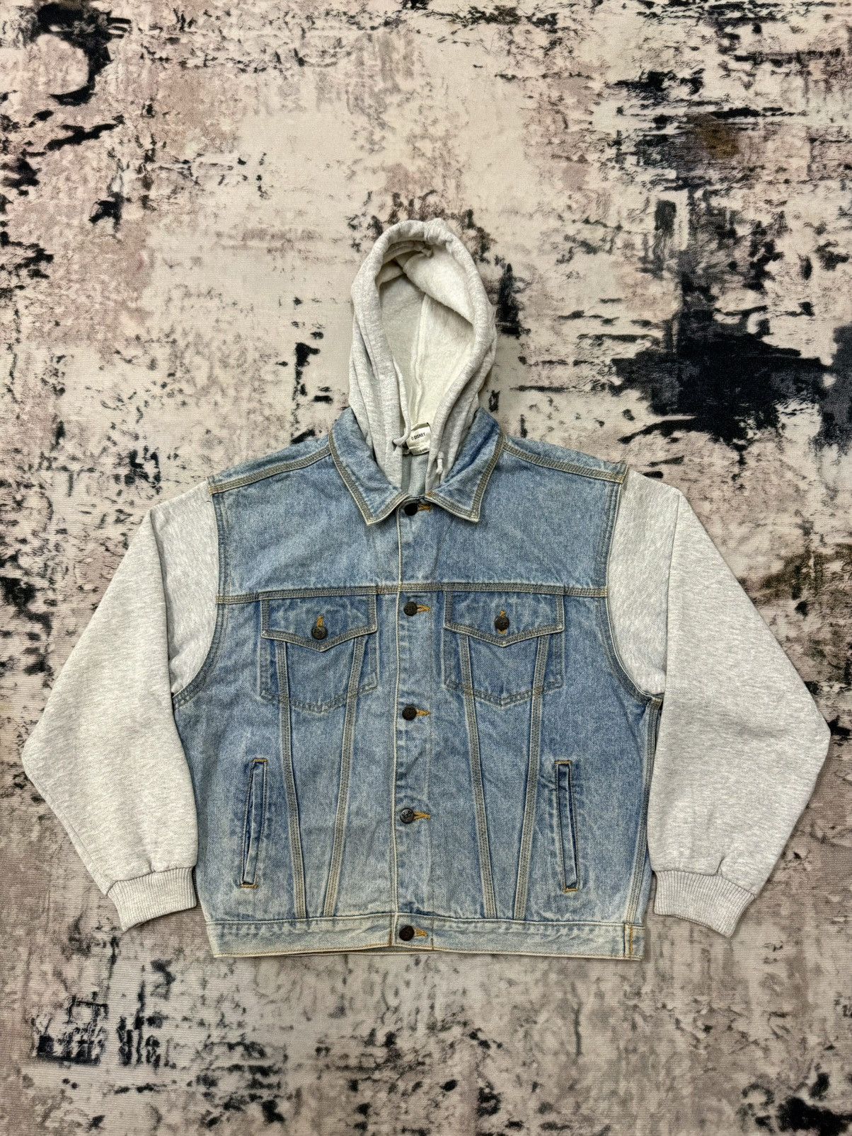 Disney Vintage Disney Store Denim Trucker Jacket Hoodie Size US L / EU 52-54 / 3 - 3 Thumbnail