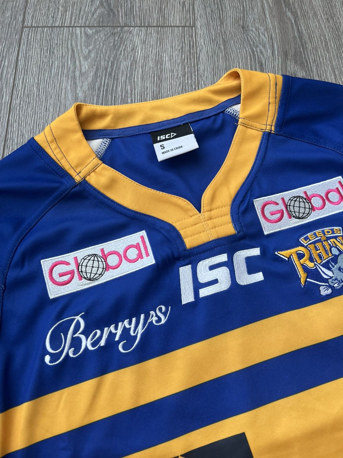 Other ISC Leeds Rhinos Rugby Jersey Blokecore Vintage Size US S / EU 44-46 / 1 - 5 Thumbnail