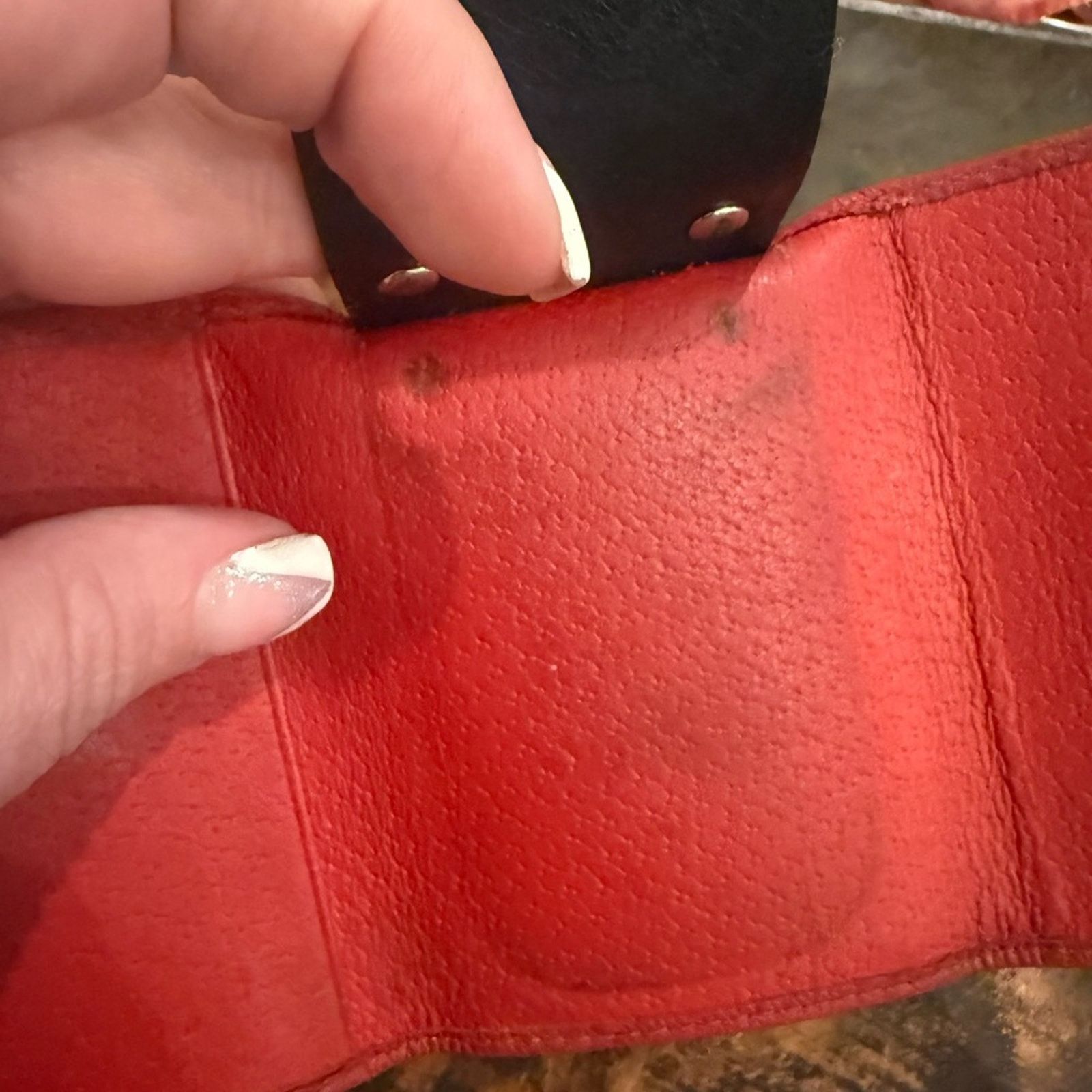 Gucci Gucci Red Leather card/key holder w/Silver detail Size ONE SIZE - 8 Thumbnail