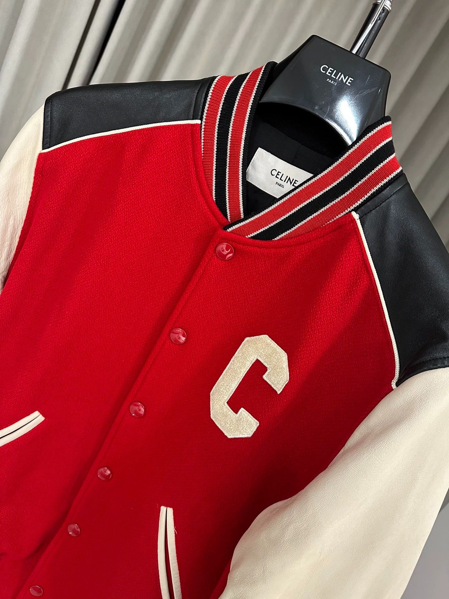 Celine Celine wool and sheepskin patchwork baseball jacket Size US L / EU 52-54 / 3 - 3 Thumbnail