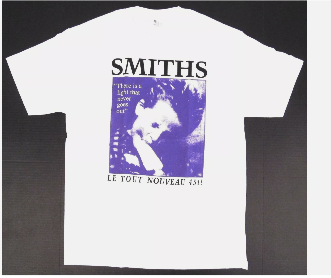 Band Tees The SMITHS Rock Band T-shirt Le Tout Nouveau 45t! Size US L / EU 52-54 / 3 - 1 Thumbnail