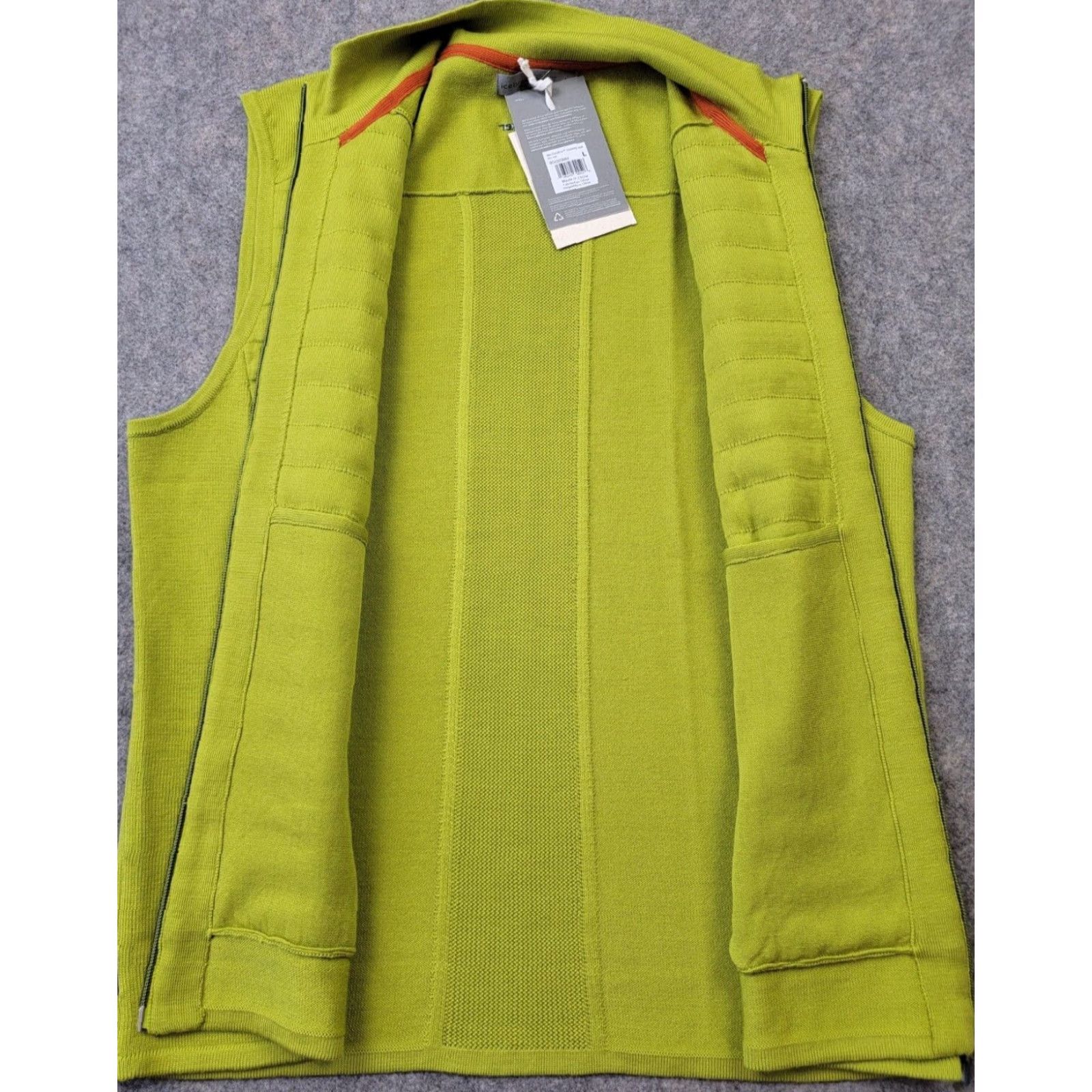 Icebreaker Icebreaker Insulated Vest Mens Large Wool Outdoor Camping, Quilted, Full Zip, Breathable, Pockets, Fall Winter Spring, Green, Regular Fit Size US L / EU 52-54 / 3 - 4 Thumbnail