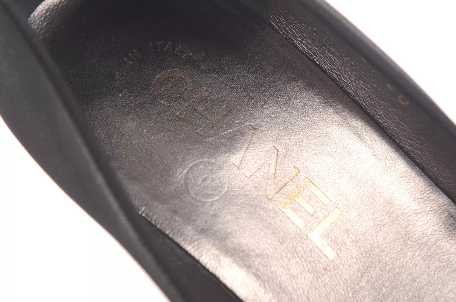 Chanel Chanel Women's Calfskin/Textile Pearl Colorblock Pumps Size US 5.5 / IT 35.5 - 4 Thumbnail