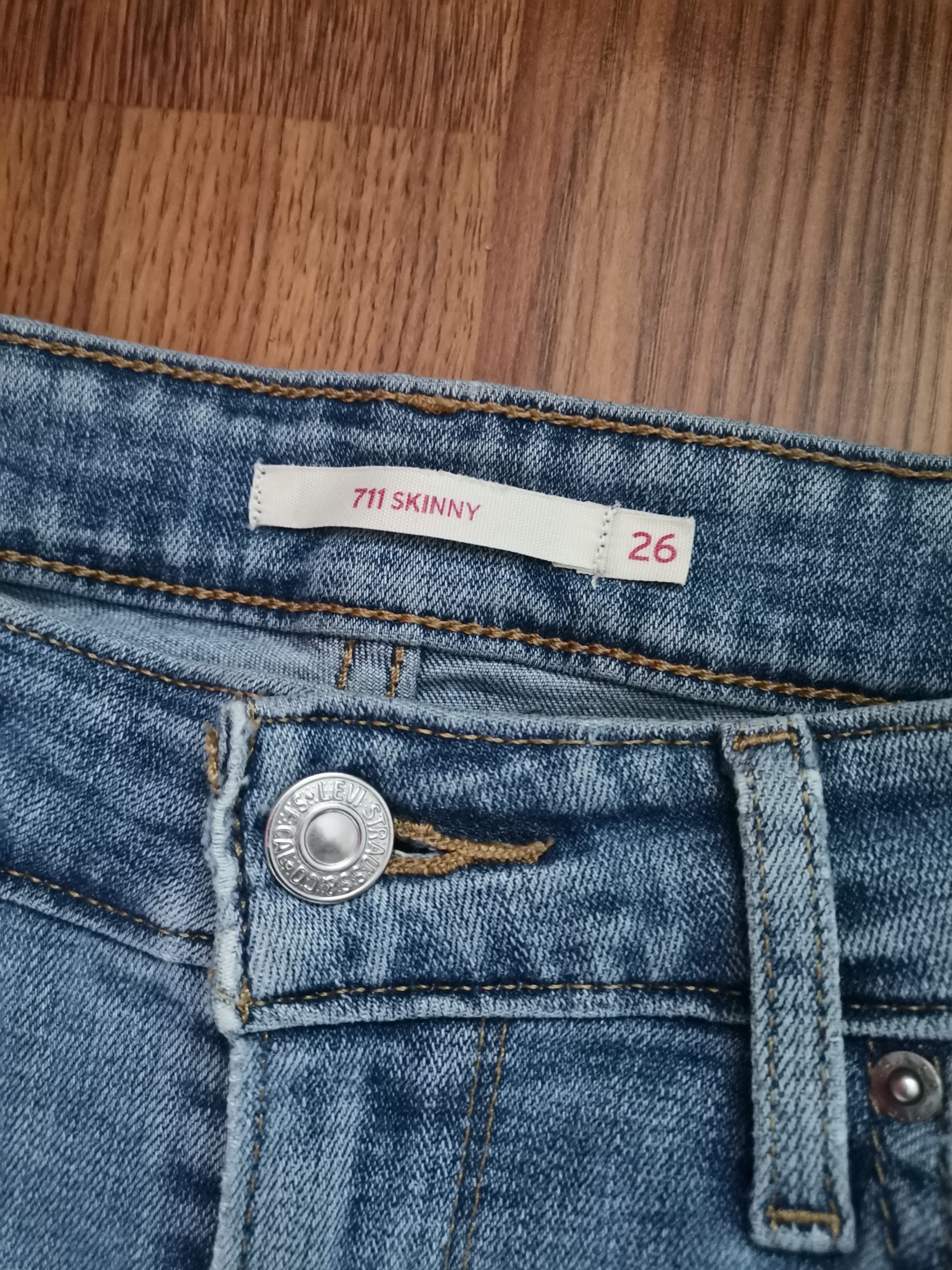 Levi's Levi's Women's 711 Jeans Size 26" / US 2 / IT 38 - 2 Thumbnail