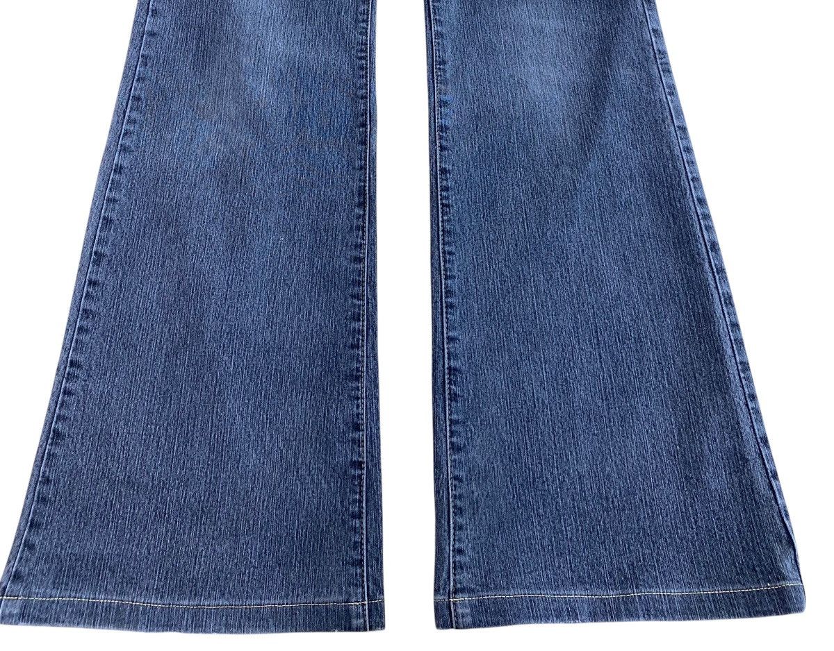 Uniqlo Uniqlo High-Rise Style Flare Jeans Size US 30 / EU 46 - 5 Thumbnail