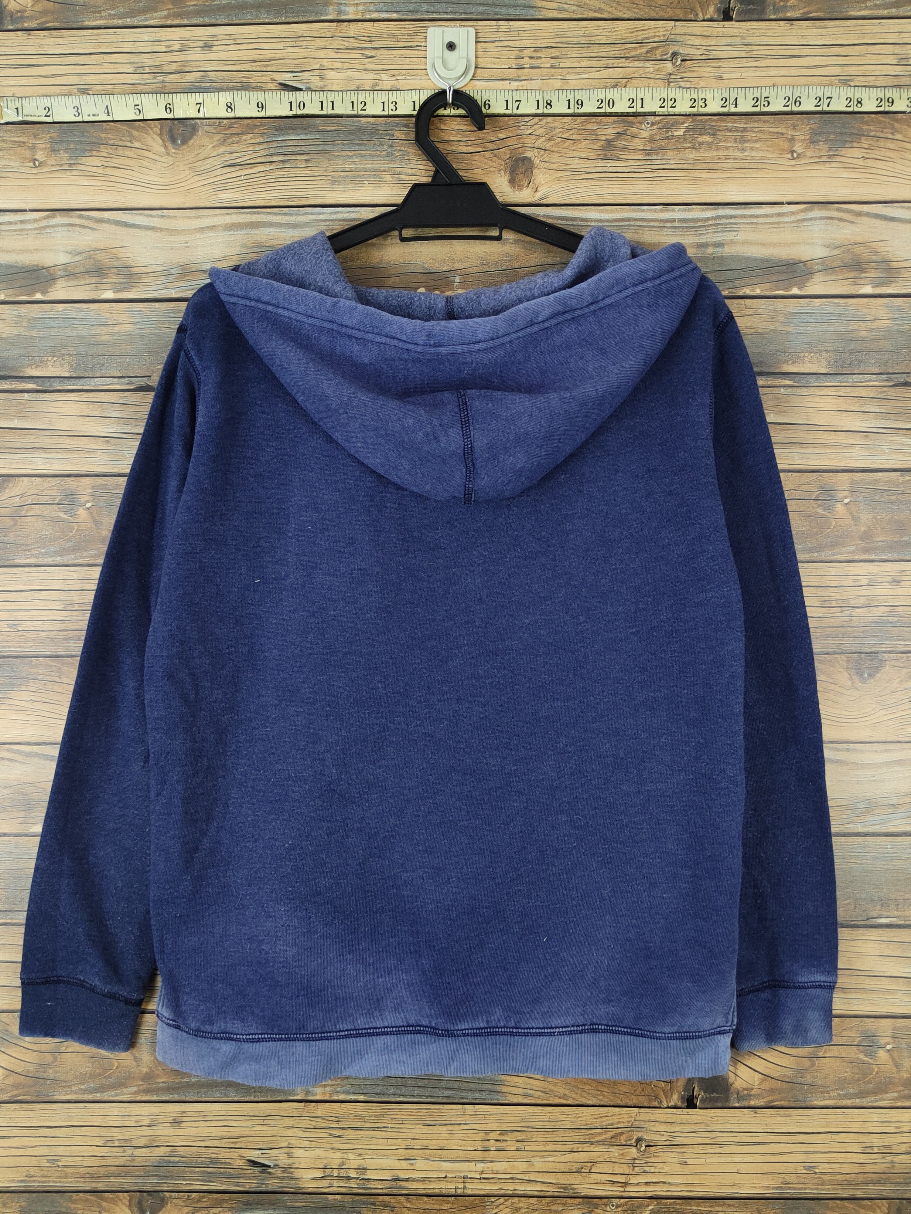American Eagle Outfitters × Japanese Brand × Vintage American Eagle Outfitters Navy Hoodie Sweatshirts #W1126 Size US S / EU 44-46 / 1 - 9 Thumbnail