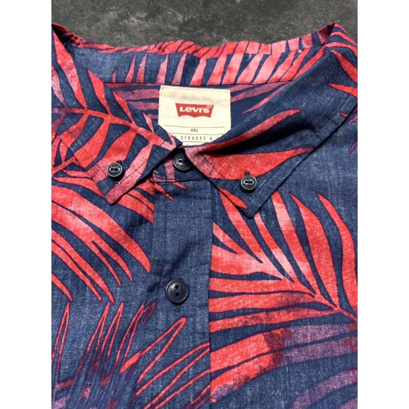 Levi's Levi's Men's Hawaiian Shirt 2XL Casual Short Sleeve Button-Up Floral Beach Vacation Multicolor Size US XXL / EU 58 / 5 - 6 Thumbnail