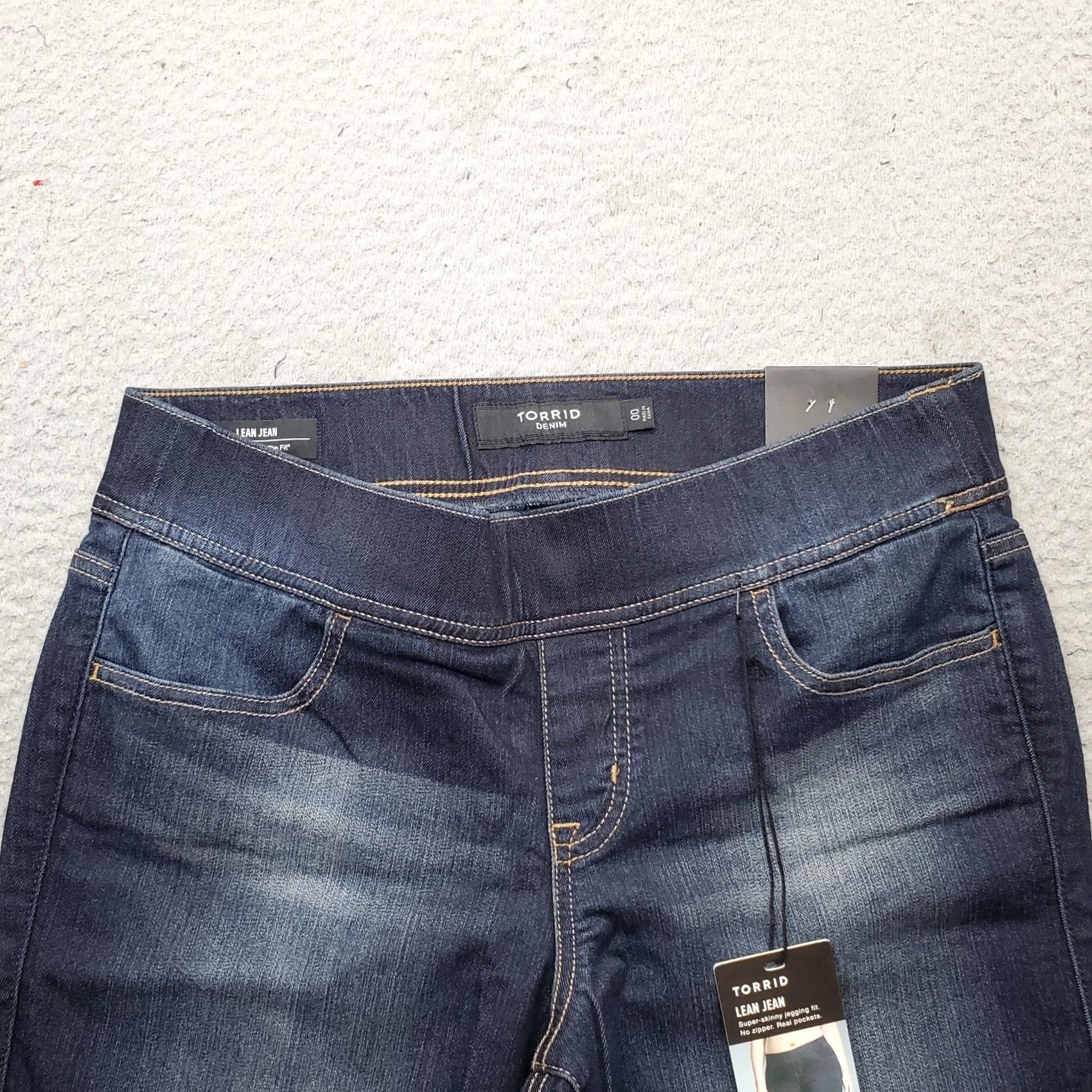 Torrid Torrid Jegging Jeans Womens Size 00 Navy Navy Jeans Womens Size 00 Torrid Jegging Regular Fit Pockets Modern Navy Pocketed Jeans Size 24" / US 00 / IT 34 - 6 Thumbnail