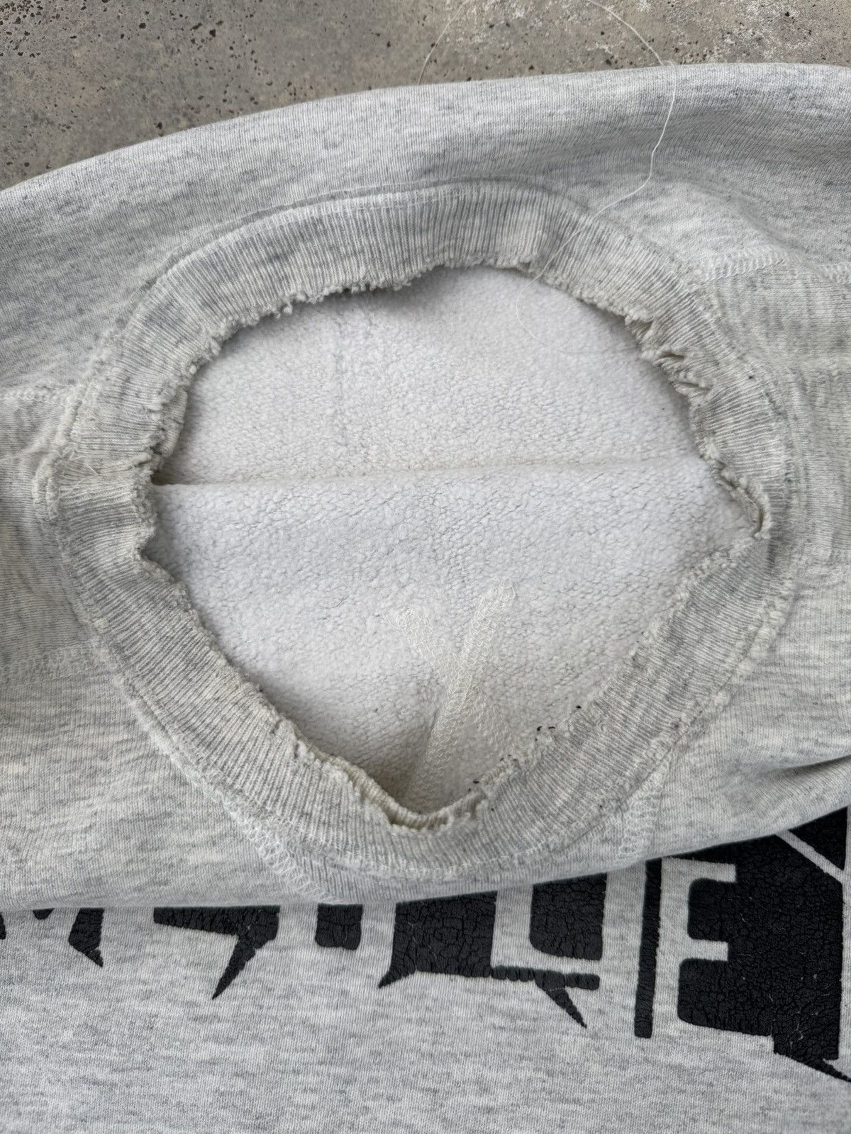 Band Tees Distressed Thrashed Sun Faded Creepy Vile Hoodie Size US XL / EU 56 / 4 - 7 Thumbnail