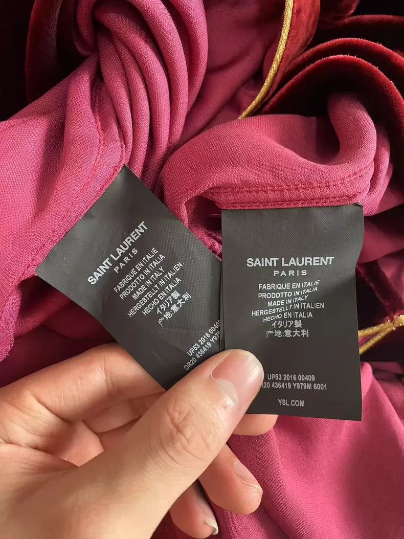 Saint Laurent Paris Saint Laurent Paris16 FW Red Velvet Gold Thread Court Shir Size US M / EU 48-50 / 2 - 4 Thumbnail