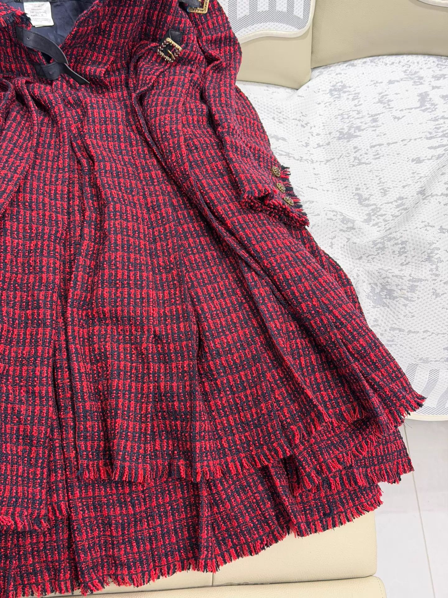 Chanel Chanel Edinburgh Red-Black Woven Lapel Glass Button Coat 38 Size S / US 4 / IT 40 - 4 Thumbnail