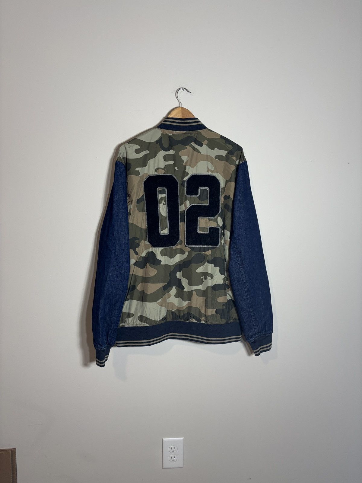 True Religion True Religion Collegiate Camo Denim Jacket XXL Size US XXL / EU 58 / 5 - 4 Thumbnail