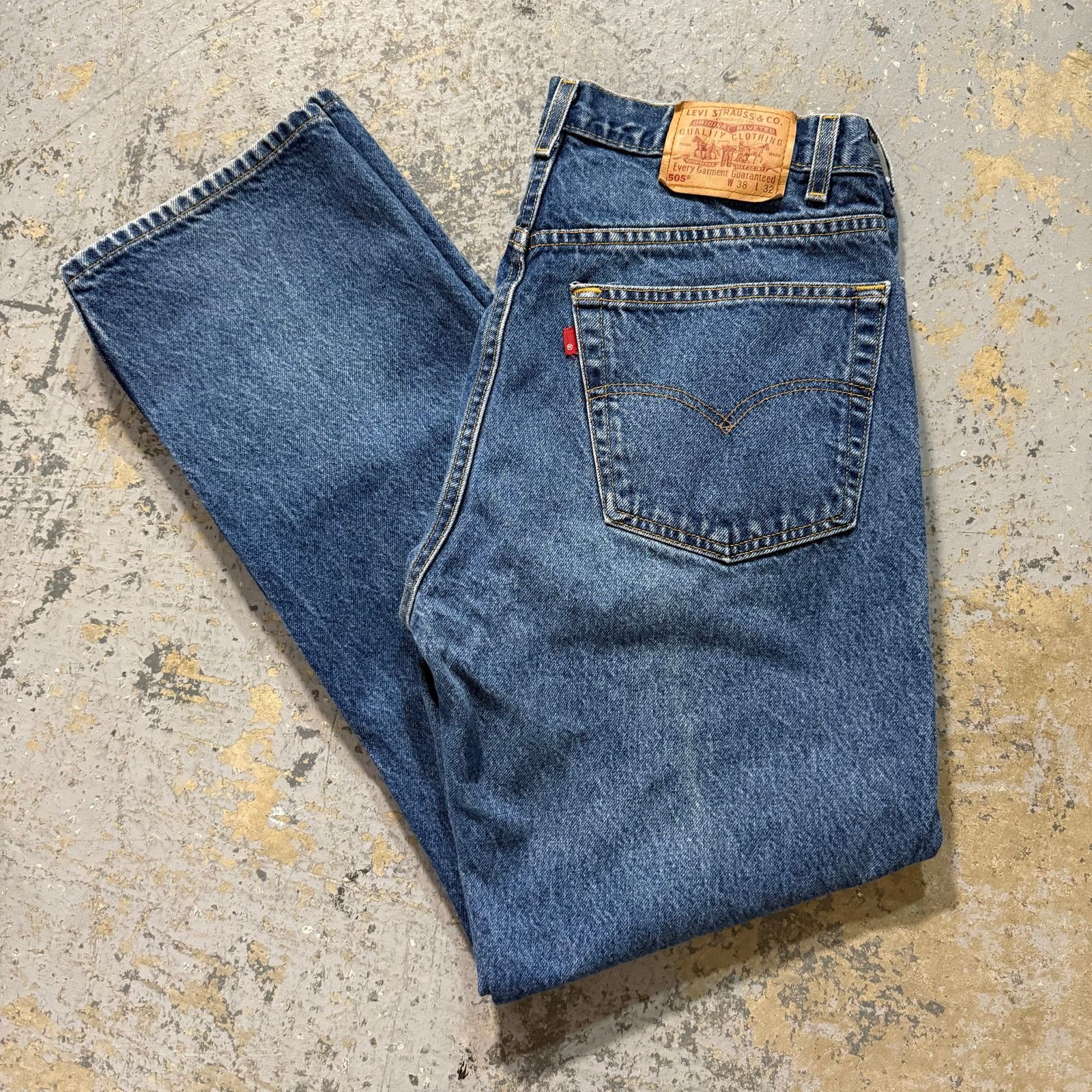 Levi's Vintage 90’s Levi’s 505 Straight Leg Jeans Size US 36 / EU 52 - 1 Thumbnail