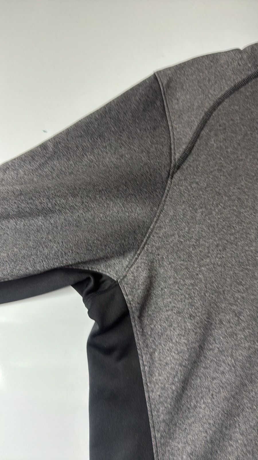 Columbia Spyder Gray and Black Lightweight Jacket - Like New Size US XL / EU 56 / 4 - 7 Thumbnail
