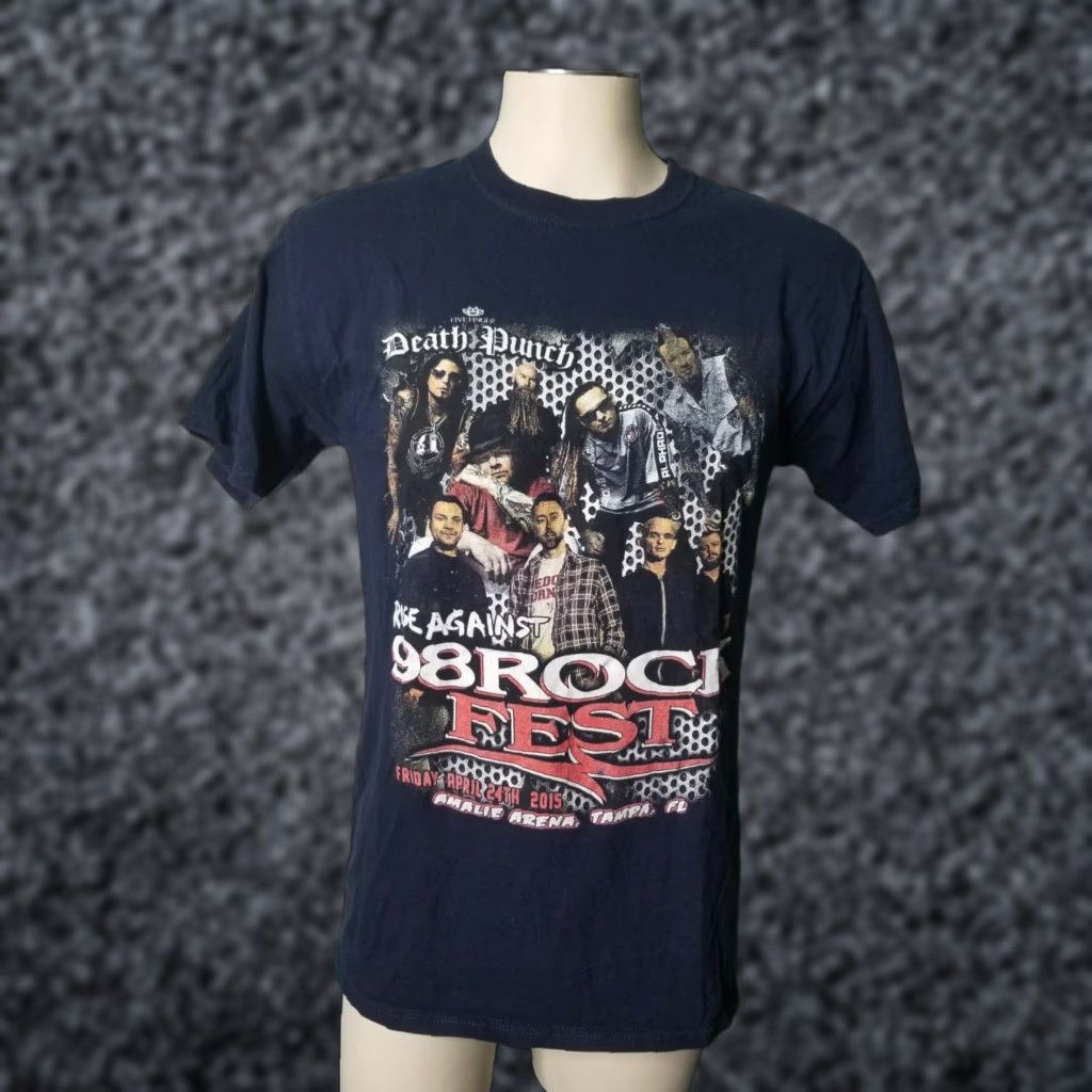 Jerzees Five Finger Death Punch T-Shirt Tampa Bay 98Rockfest 2015 Double-Sided Mens M Black Crew Neck Short Sleeve Band Tee Size US M / EU 48-50 / 2 - 1 Thumbnail