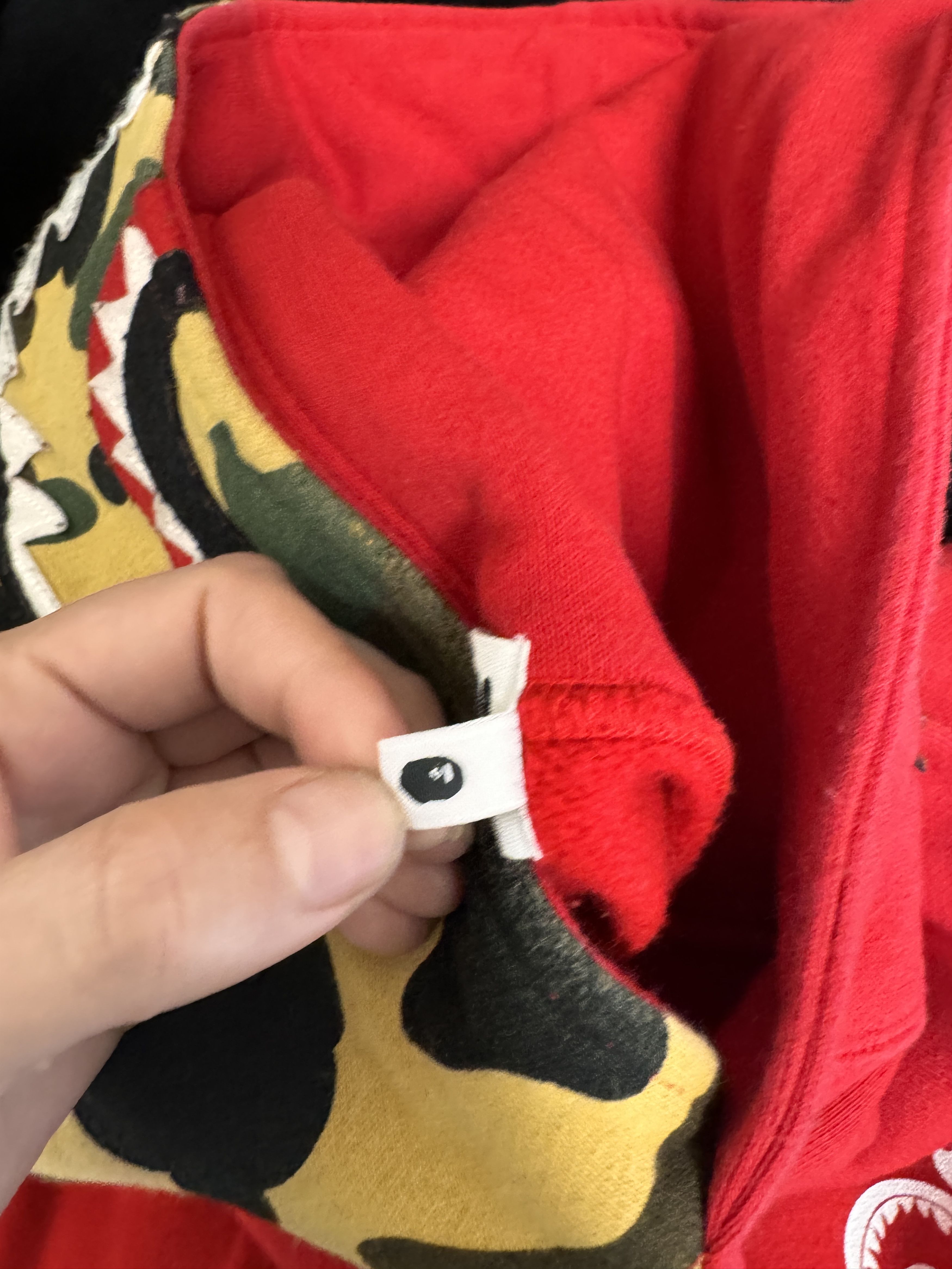 Bape RARE BAPE CAMO SHARK HOODIE WCM Size US L / EU 52-54 / 3 - 7 Thumbnail