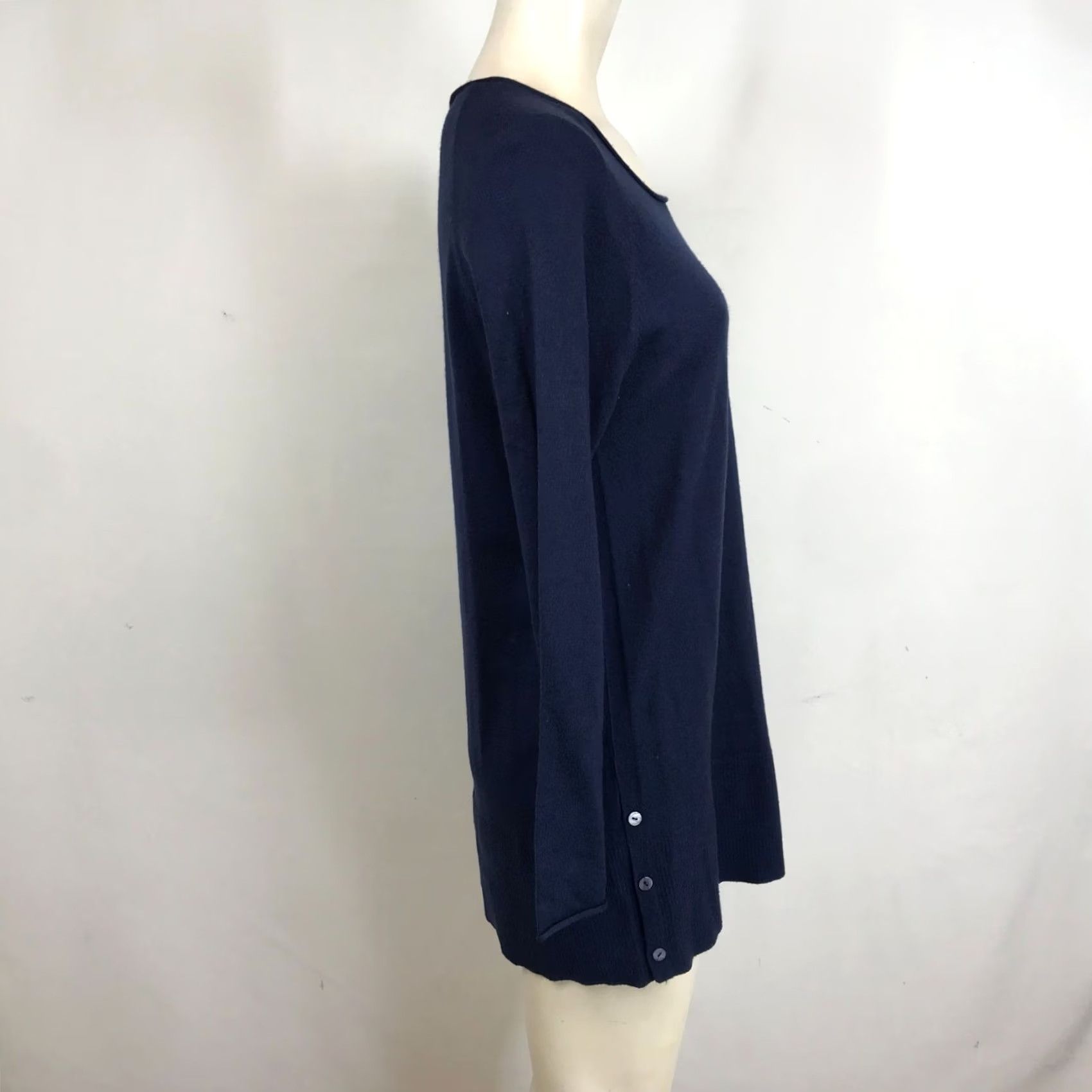 Soft Surroundings SOFT SURROUNDINGS WOMEN'S XS NAVY LONG SLEEVE ROUND NECK SHIRT Sweater Tunic Casual Knit Regular Womens XS Navy Blue Size XS / US 0-2 / IT 36-38 - 4 Thumbnail