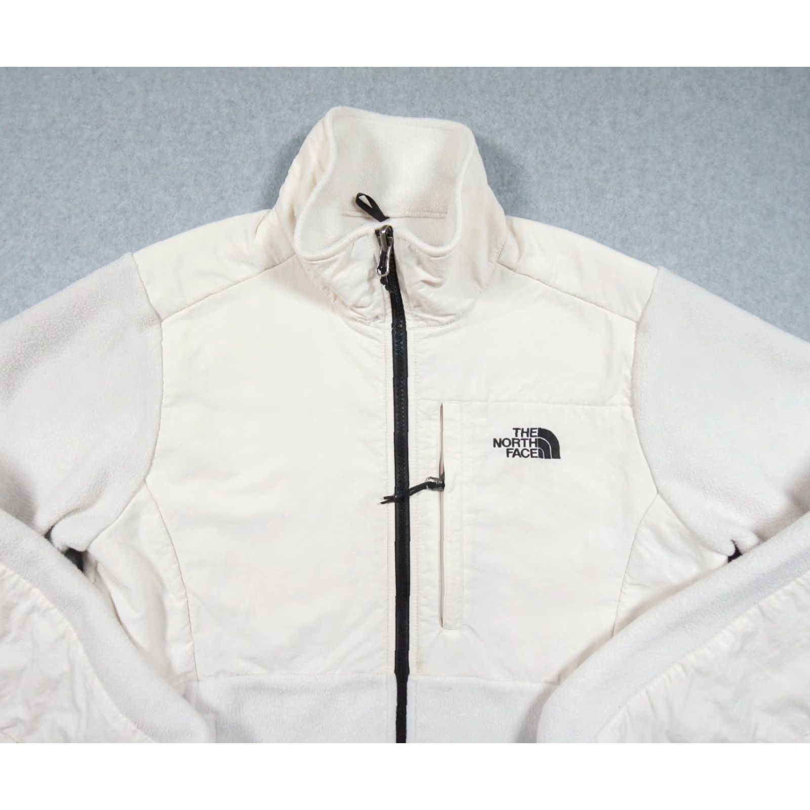 The North Face The North Face Denali Jacket Women Medium White Fleece Outdoor Casual Womens Size M / US 6-8 / IT 42-44 - 2 Thumbnail