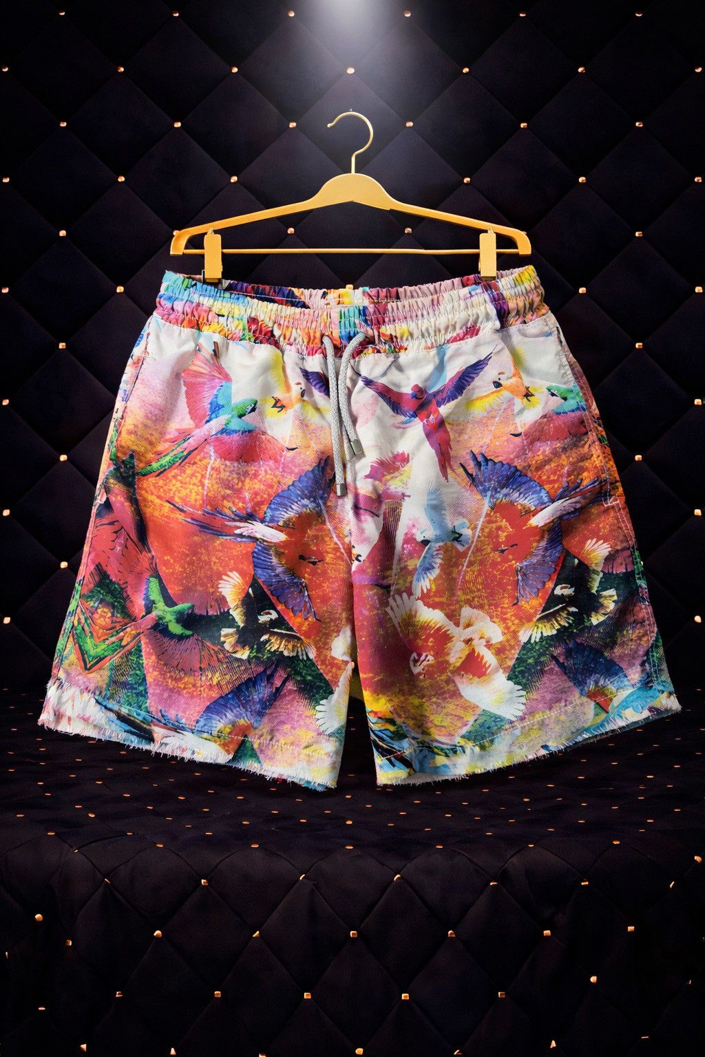 Other TROPICAL ABSTRACT PRINT SWIM TRUNK SHORTS Size US 32 / EU 48 - 1 Preview