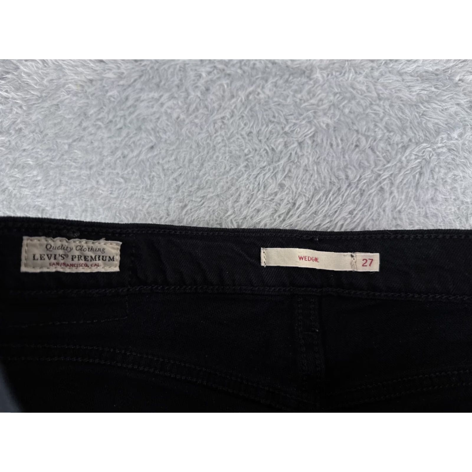 Levi's VINTAGE Levis Premium Jeans Womens 27 Black Denim Tapered Big E Wedgie Button Fly 27x27 Size 27" / US 4 / IT 40 - 6 Thumbnail