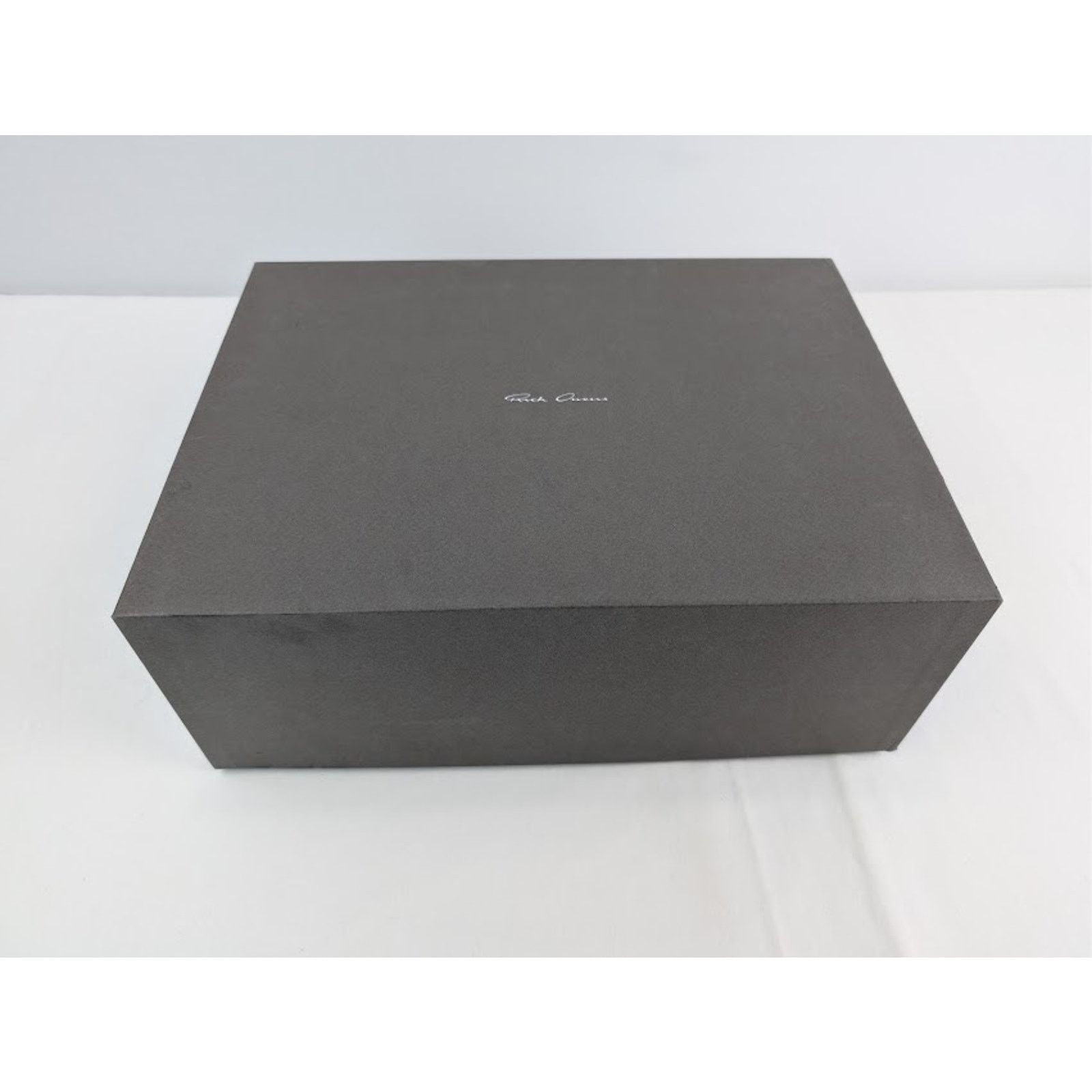Rick Owens o1rshd1 Hollywood Runway Low Top Sneakers Parchment / Milk Size US 7 / EU 40 - 19 Thumbnail