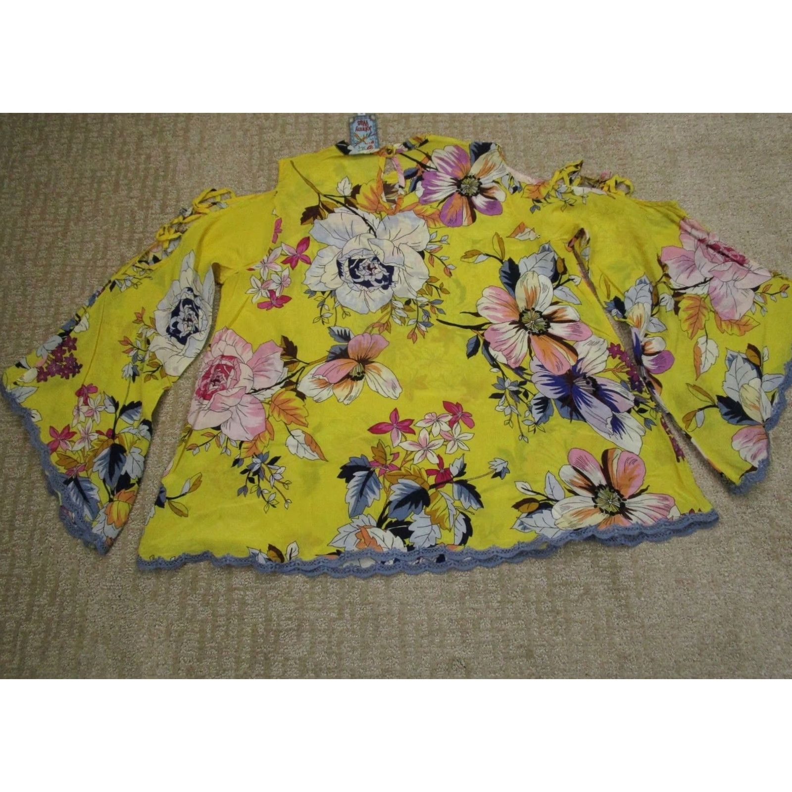 Johnny Was Johnny Was Shirt Women XS Yellow Floral Silk Blouse Bell Sleeve Bohemian, Designer, Flower, Colorful, Tunic, Casual, Travel, Party/Cocktail Women XS Size XS / US 0-2 / IT 36-38 - 3 Thumbnail