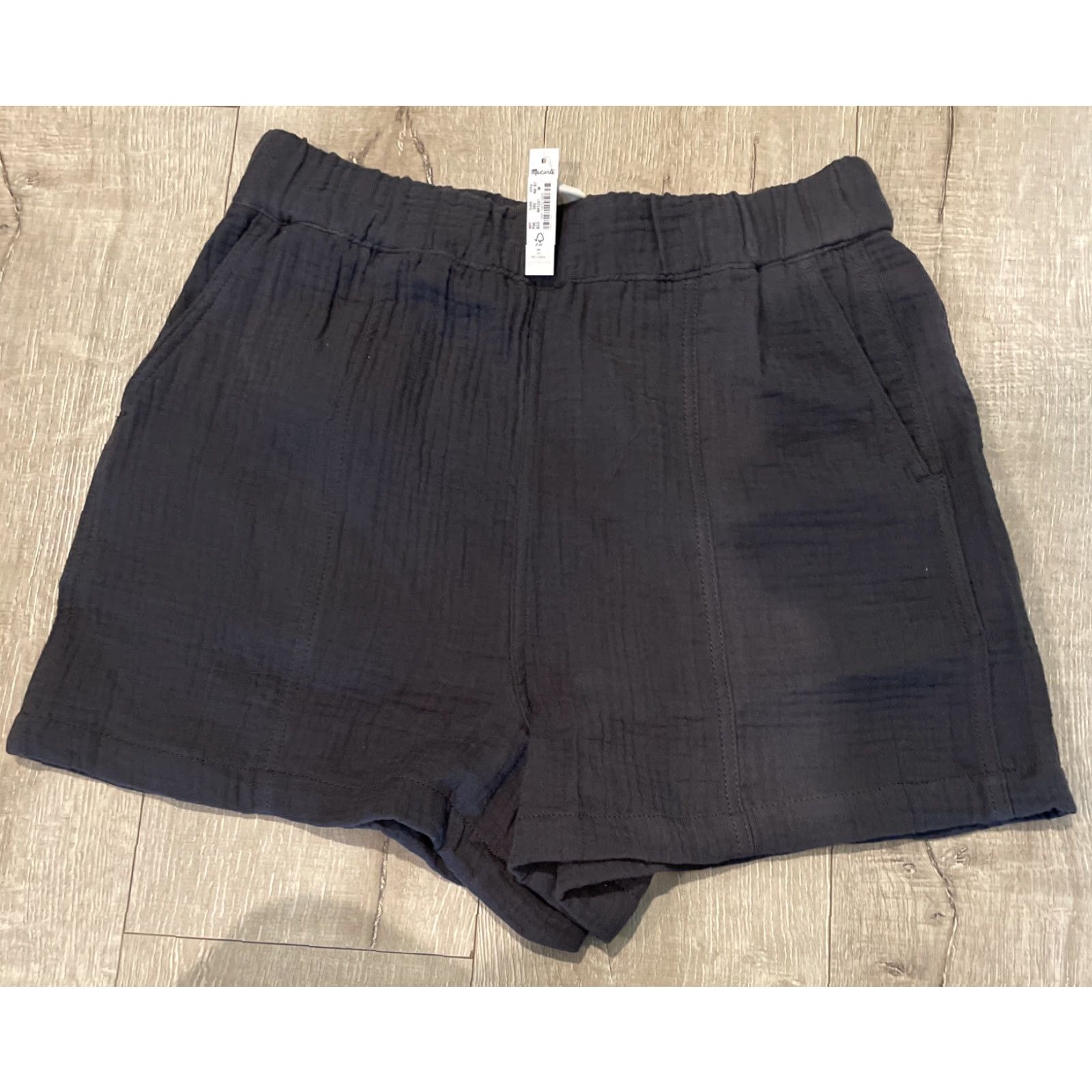 Madewell Madewell Woman Short in Lightspun Gauze Cotton Gray, Pull-On, Size M, 3" Inseam, Relaxed Fit, Casual, Bohemian, Spring/Summer, Women's Size 32" / US 10 / IT 46 - 7 Thumbnail