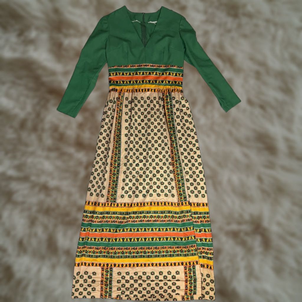 Vintage VINTAGE Green Long Maxi Dress Hippie Peasant V-Neck Back Zip XS Womens Size XS / US 0-2 / IT 36-38 - 1 Thumbnail