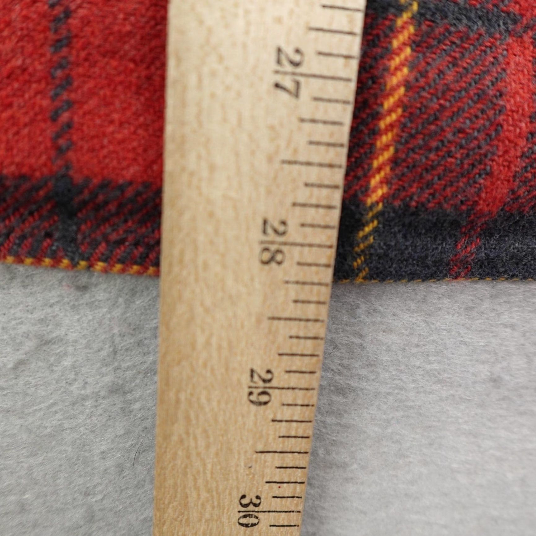 Wallace & Barnes VINTAGE Wallace & Barnes Shirt Mens Medium Red Black Plaid Twill Flannel Utility Work - Button-Up, Long Sleeve, Cotton, Pockets, Casual Workwear Mens Size US M / EU 48-50 / 2 - 6 Thumbnail