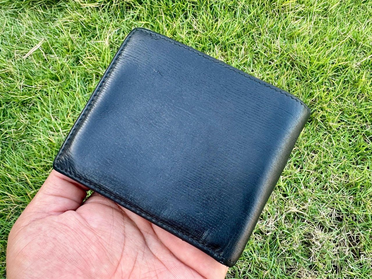 Gucci Authentic Gucci Interlocking G Logo Leather Bi-Fold Wallet Size ONE SIZE - 2 Thumbnail