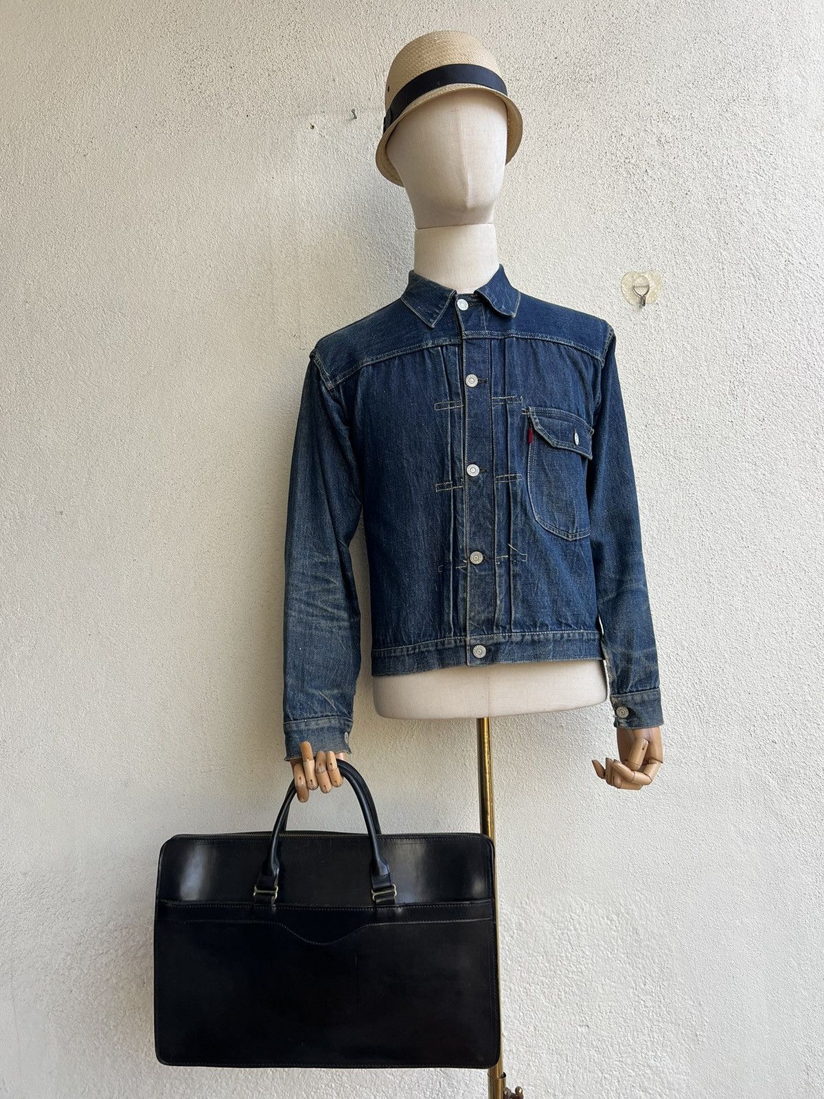 Whitehouse Cox Vintage Whitehouse Cox England Scratches Patina Leather Bag Size ONE SIZE - 1 Thumbnail