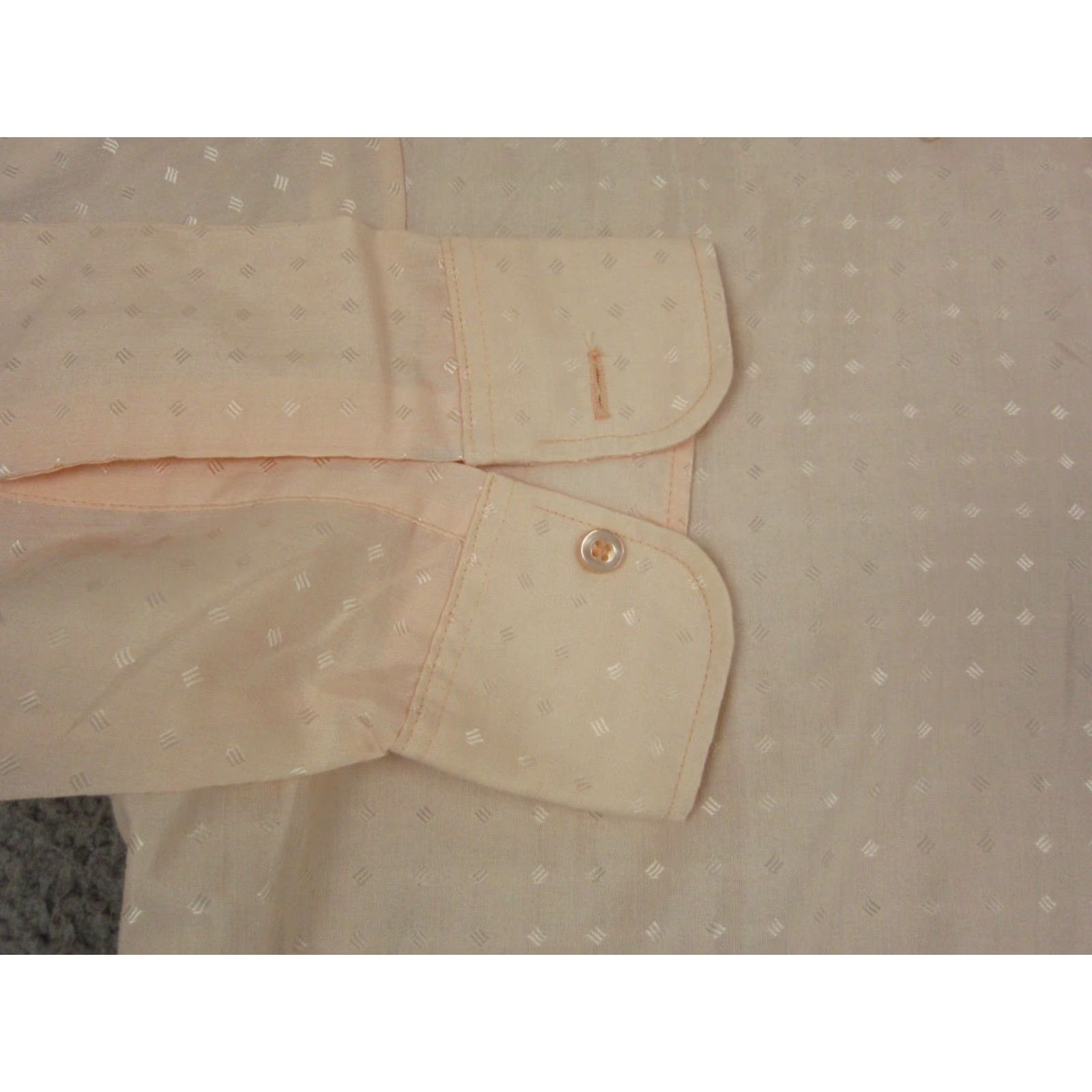 Vintage VINTAGE Career Club Shirt Mens 60s 70s Orange 16.5 Large Button-Up Collar Long Sleeve Made in USA Size US XL / EU 56 / 4 - 6 Thumbnail