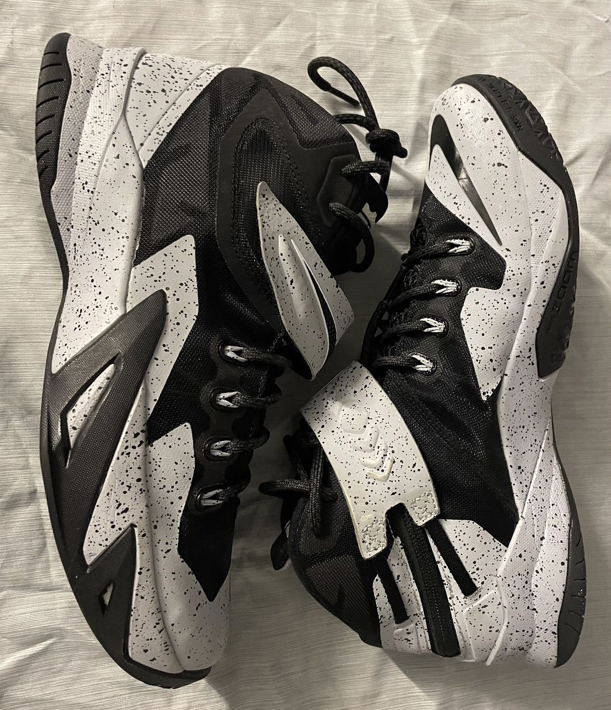 Nike lebron soldier 8 flyease best sale