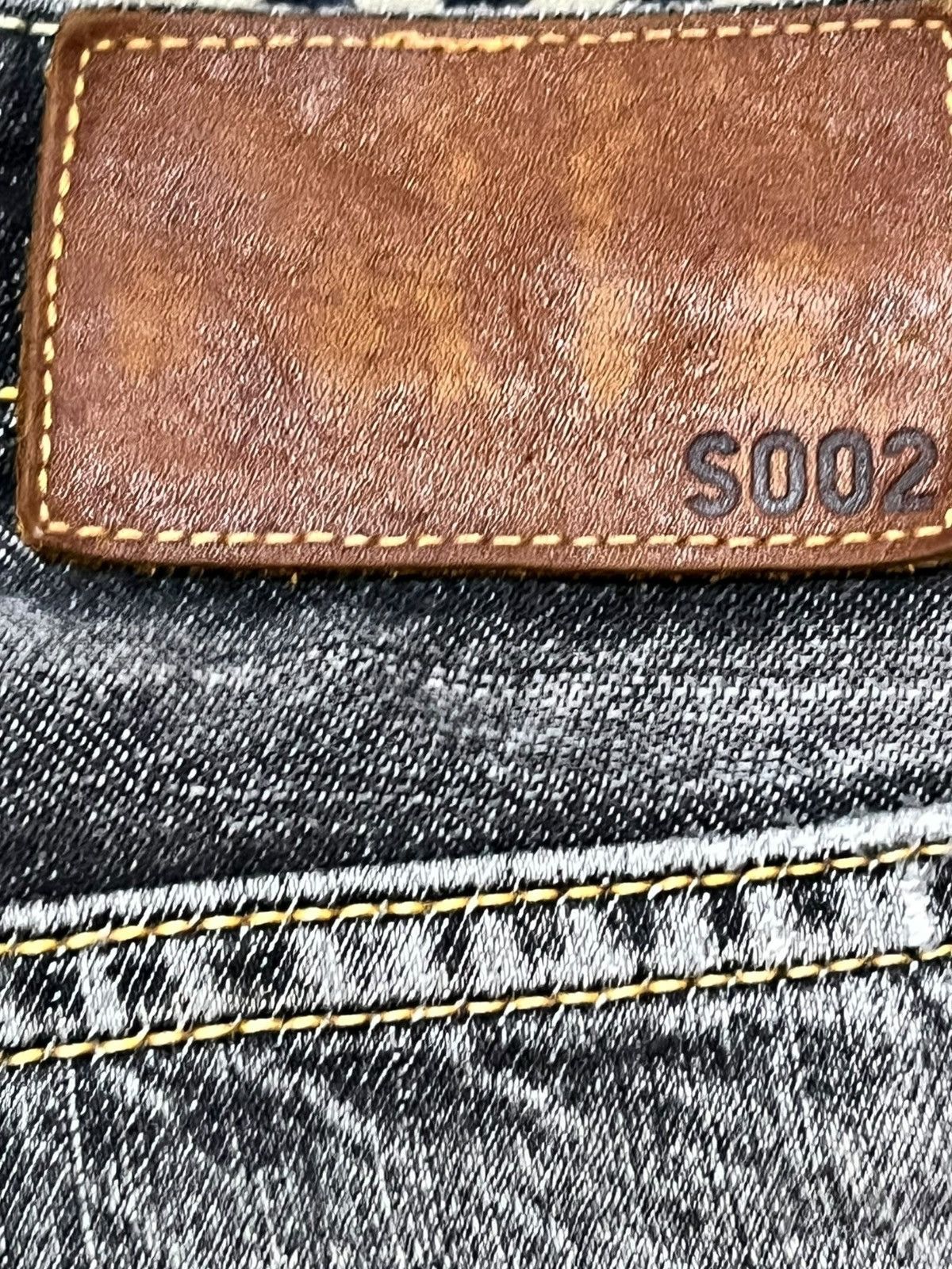Uniqlo Vintage Uniqlo S-002 Grunge Distressed Denim Size US 32 / EU 48 - 7 Thumbnail